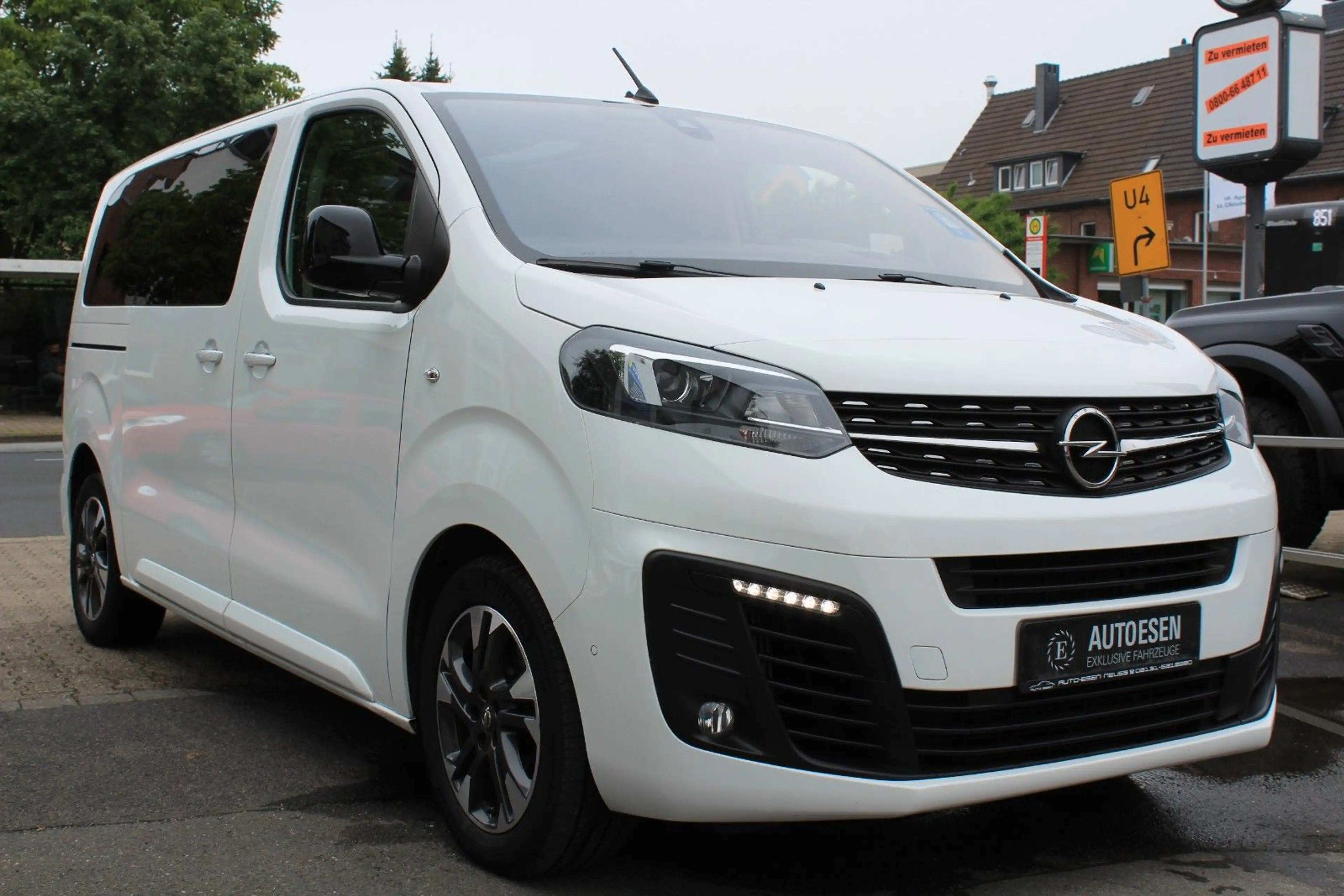 Opel Zafira Life L2+6-SITZER+PANO+KAMERA+AHK+STANDHZ. — photo 10