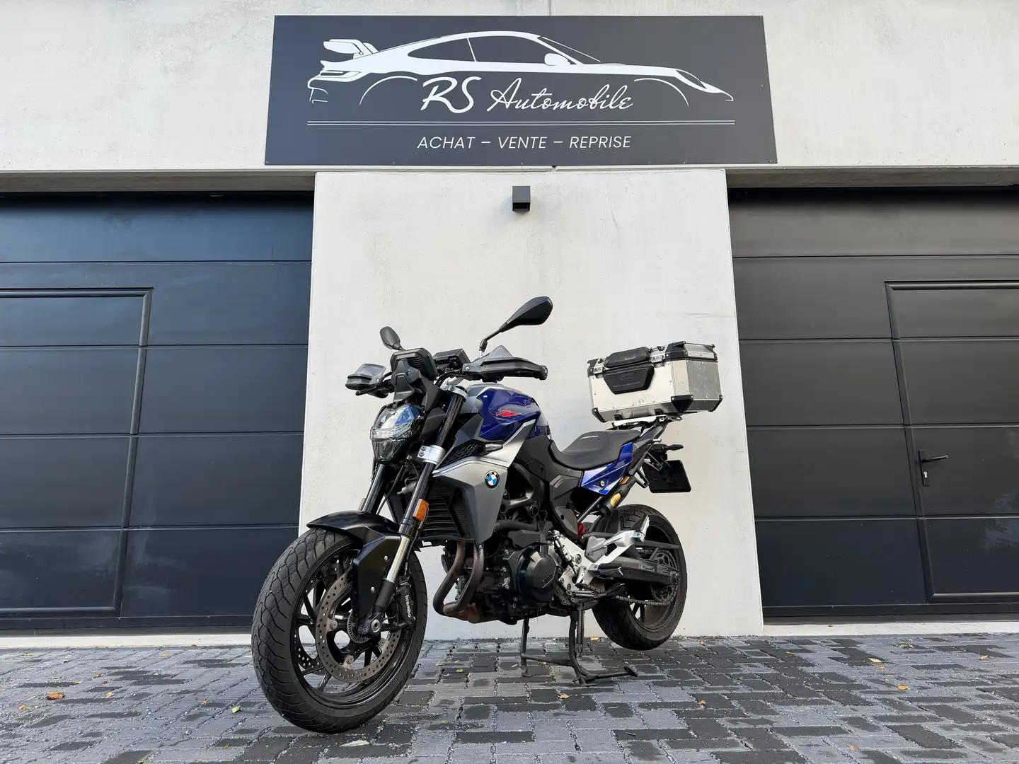 BMW F 900 R Bleu - 1