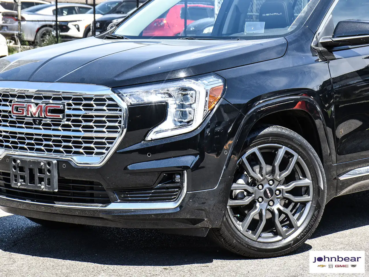 GMC Terrain photo GMC Terrain