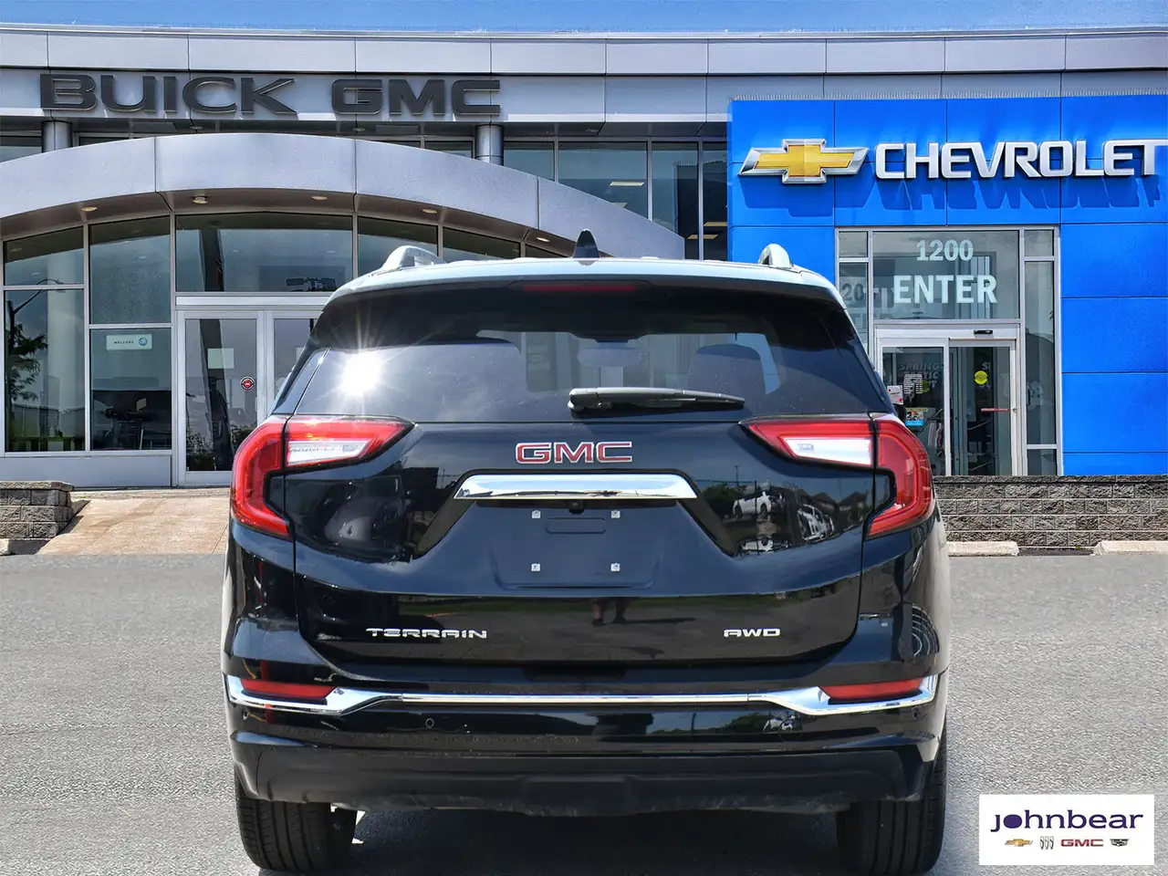 GMC Terrain photo GMC Terrain