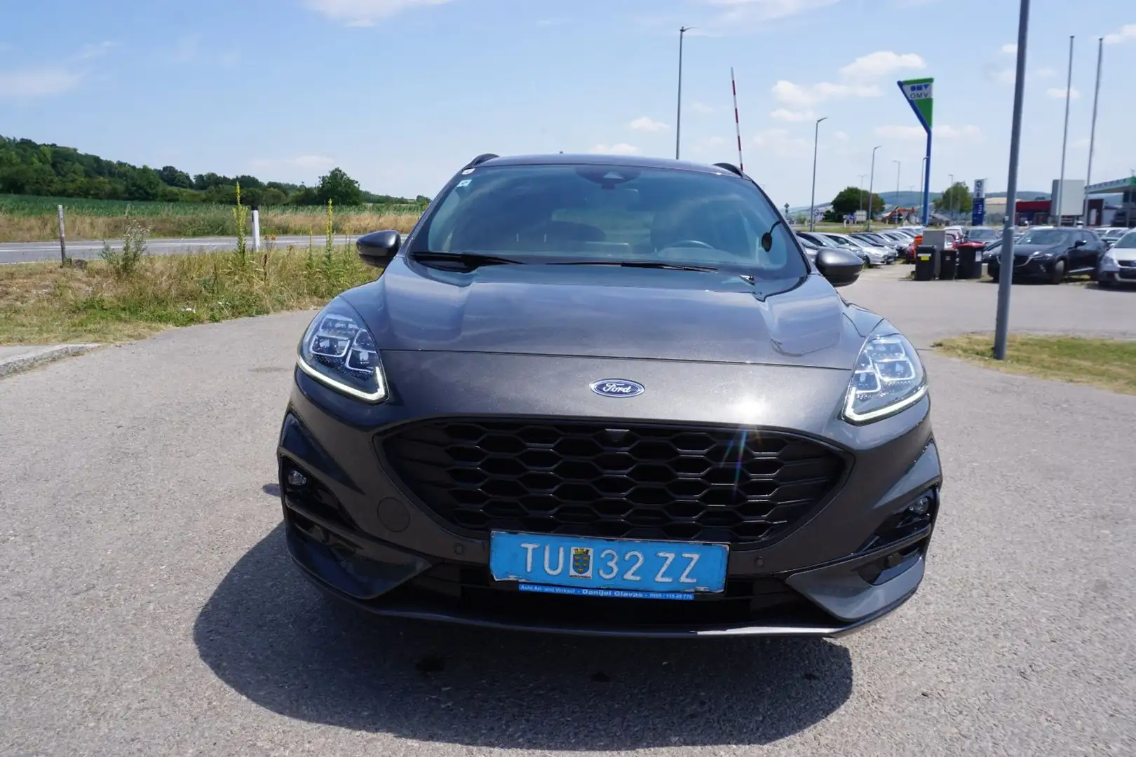 Ford Kuga 1.5 EcoBoost Grau - 1