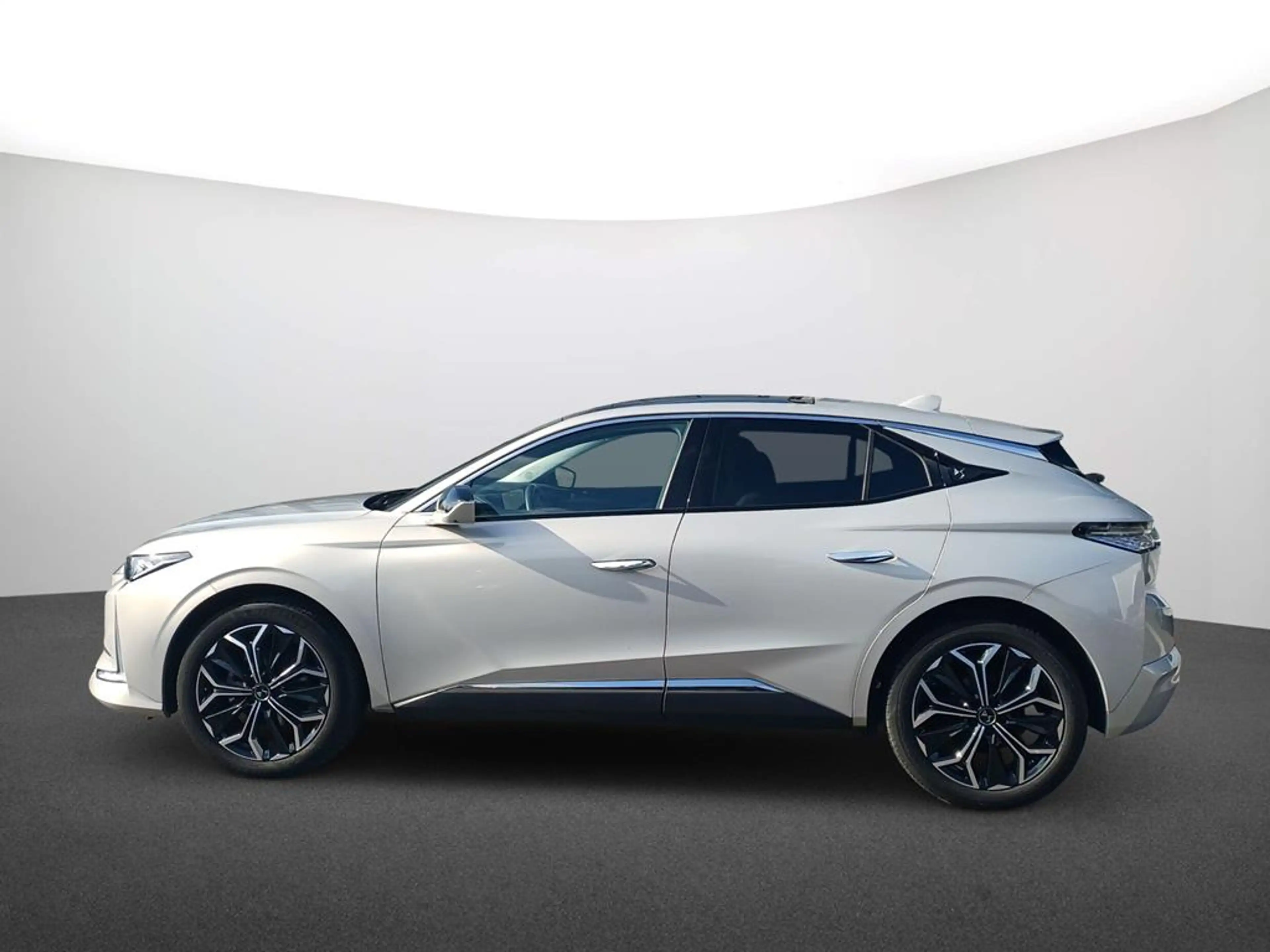 DS Automobiles DS 4 Opera — photo 4