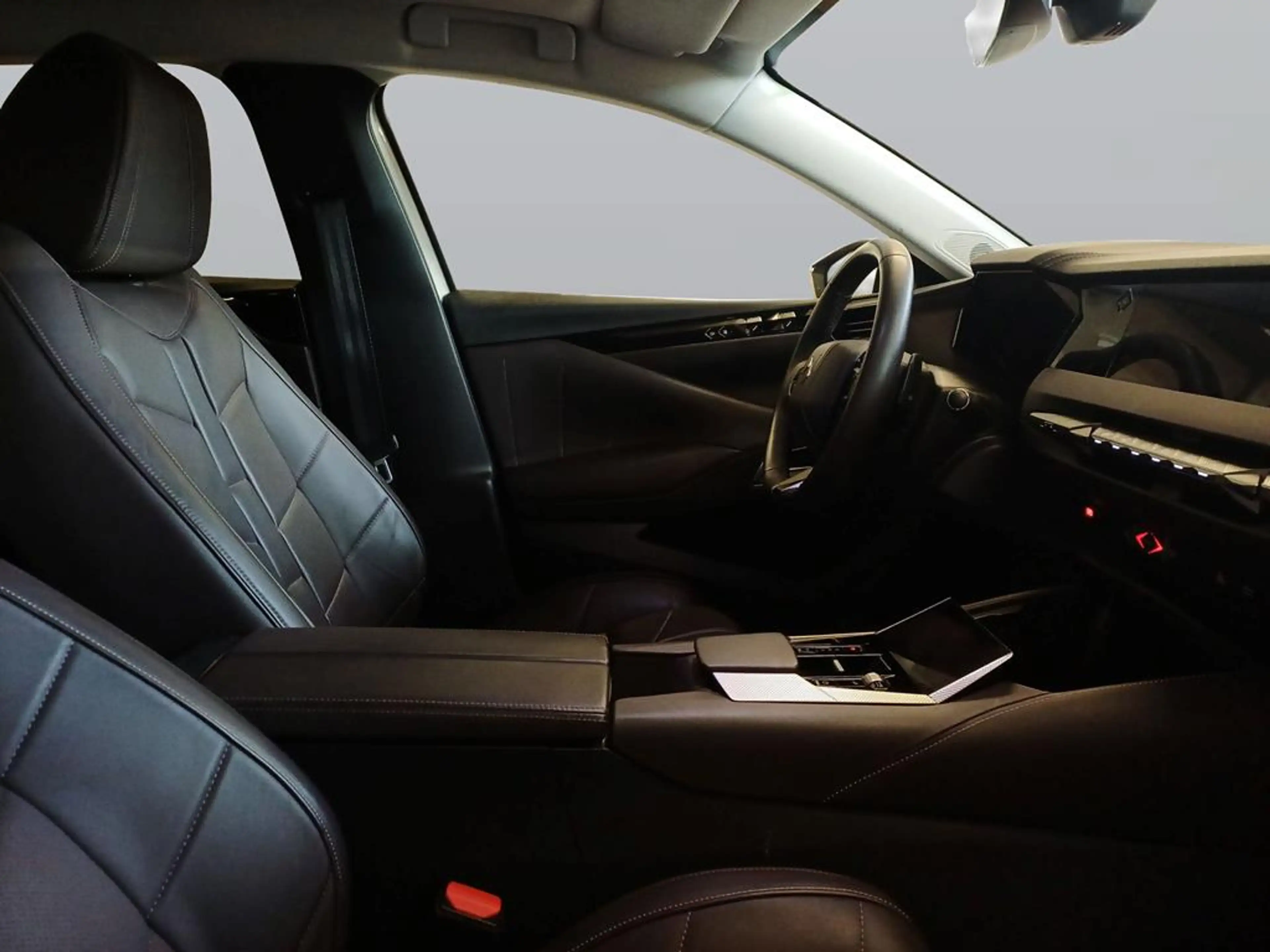 DS Automobiles DS 4 Opera — photo 10