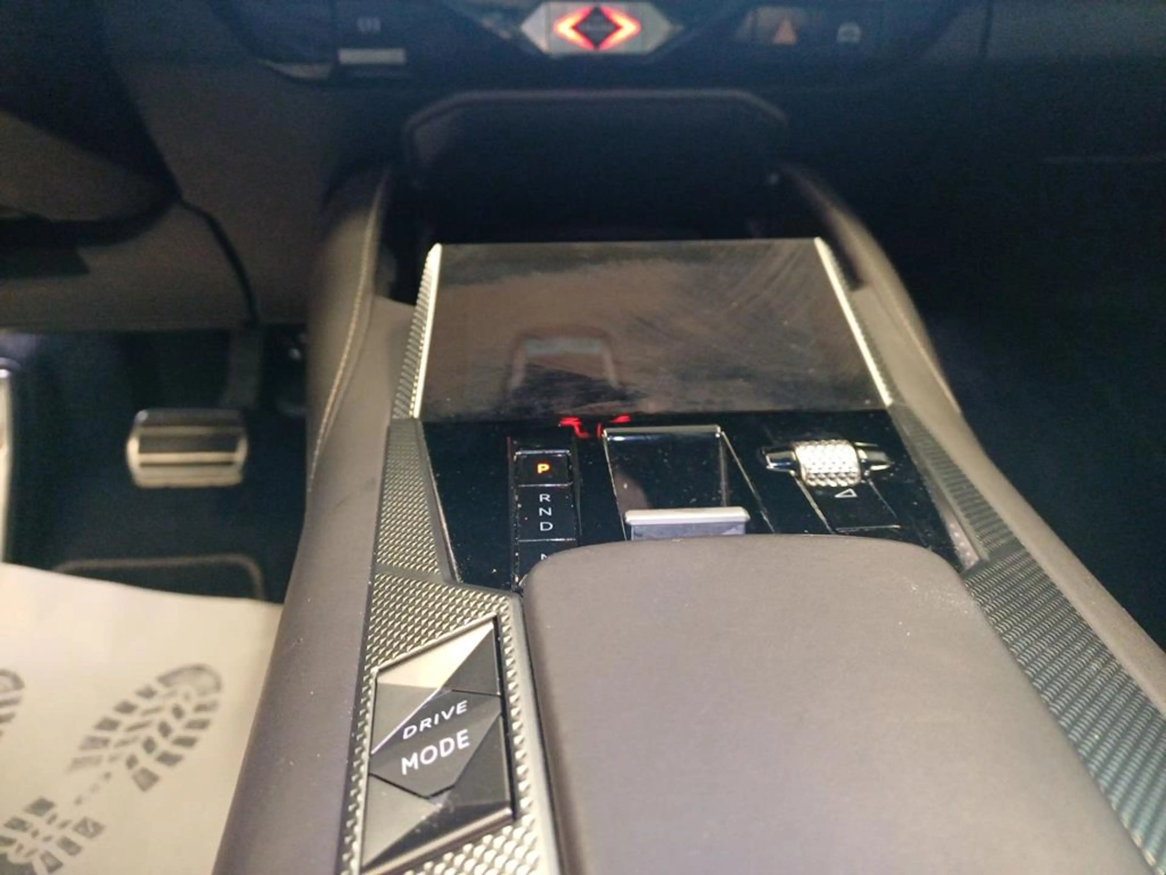 DS Automobiles DS 4 Opera — photo 11