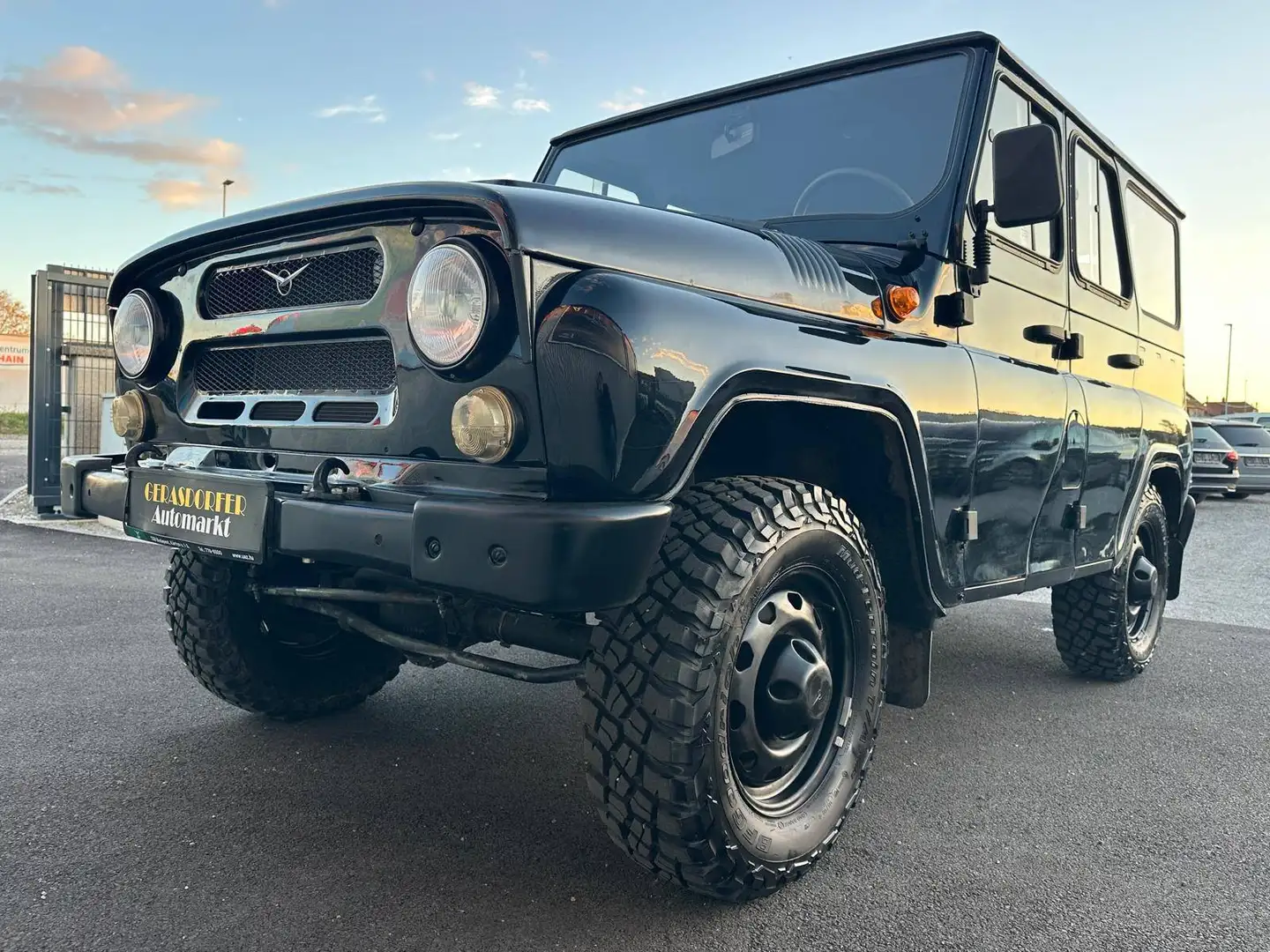 UAZ Hunter 2.7 Black Edition **1-Besitz*LKW Zulassung** Schwarz - 2