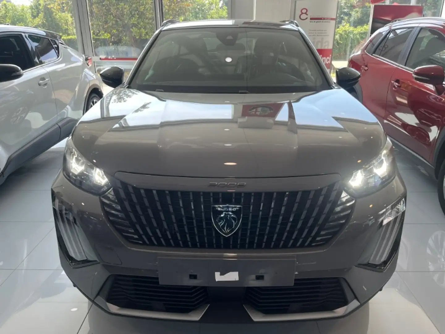 Peugeot 2008 PureTech 100 S&S Allure Gri - 2