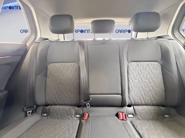 Volkswagen Golf view 10