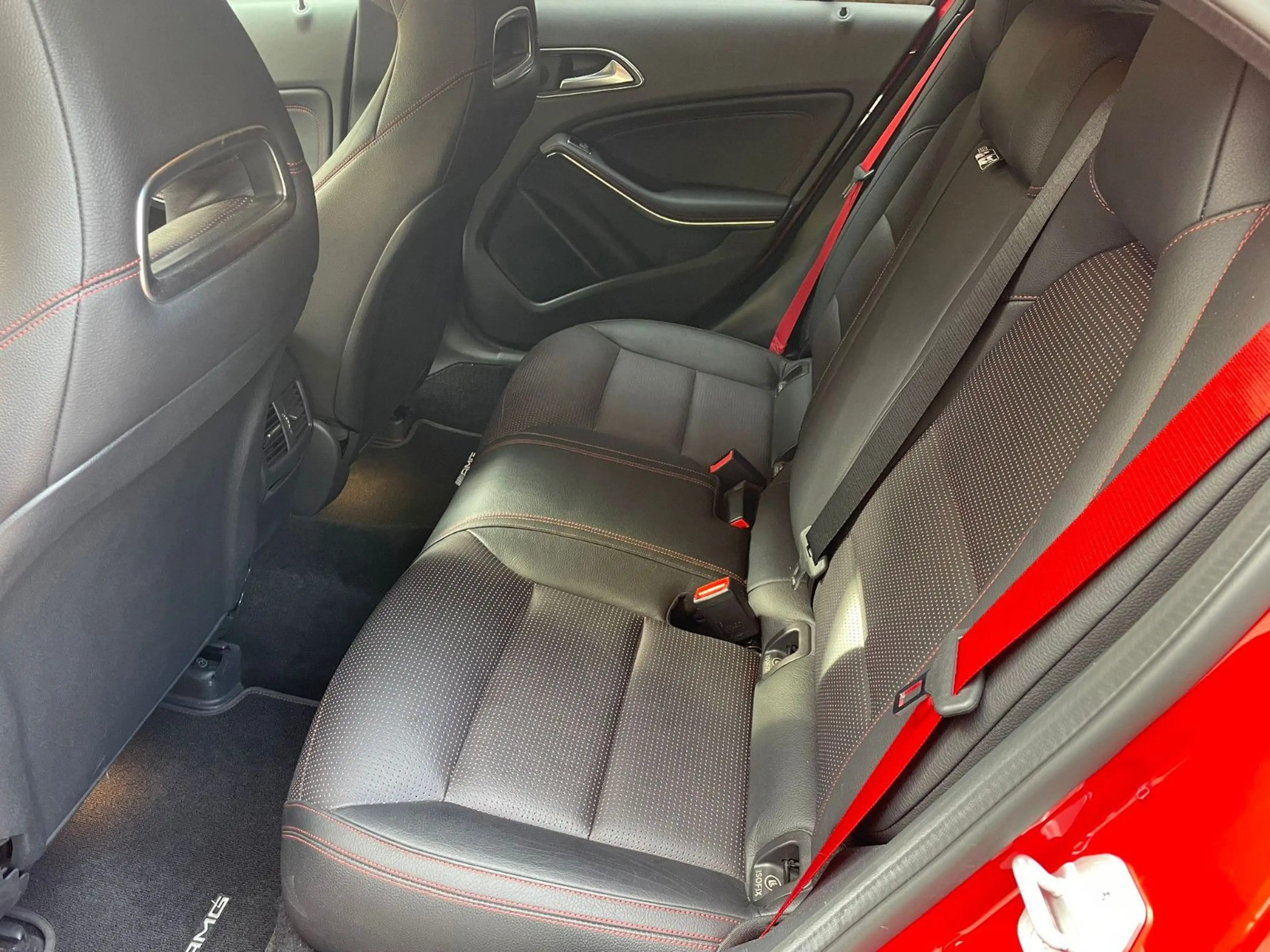 Mercedes-Benz A 45 AMG A A 45 AMG 4Matic — photo 9