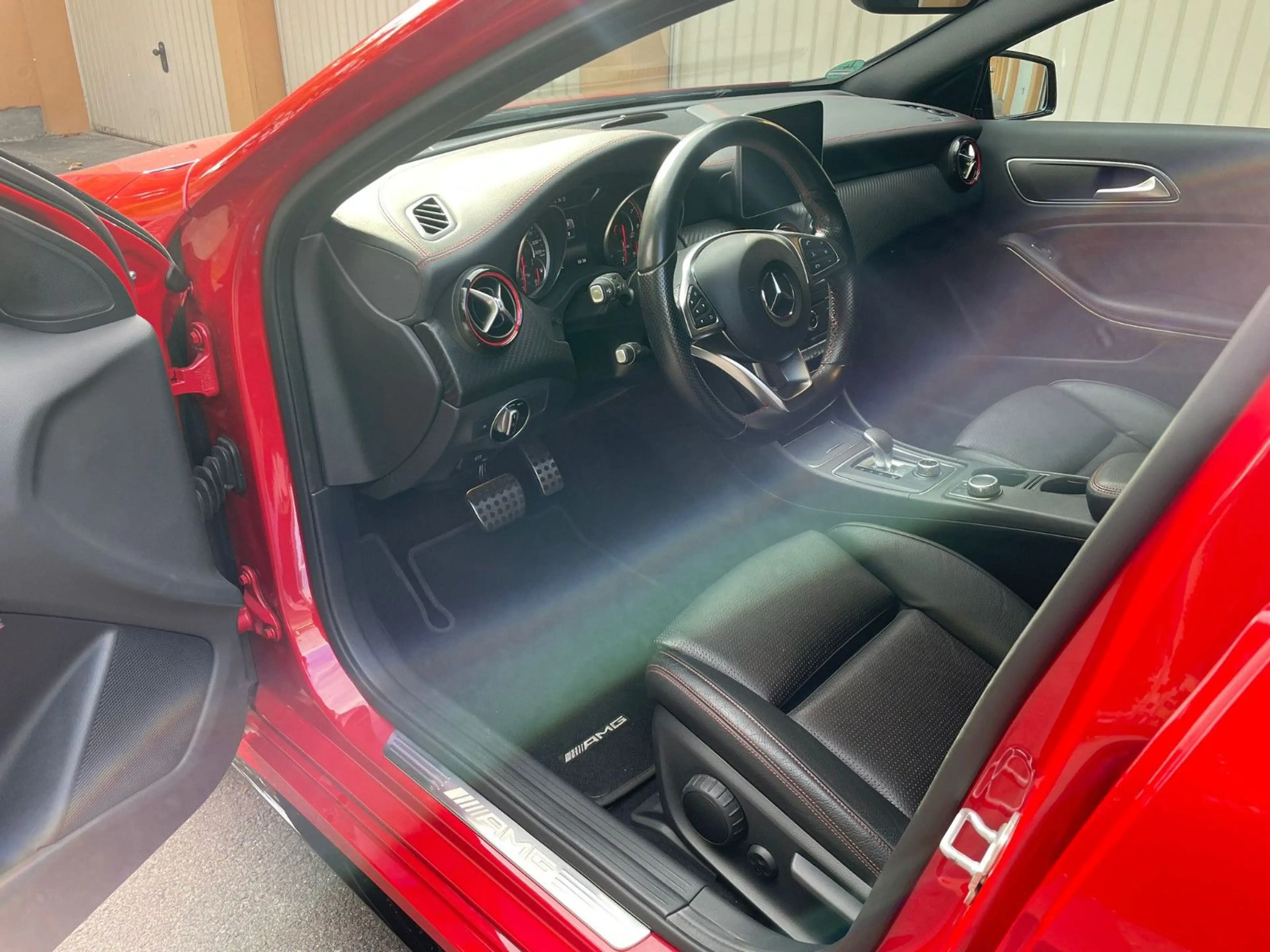 Mercedes-Benz A 45 AMG A A 45 AMG 4Matic — photo 7