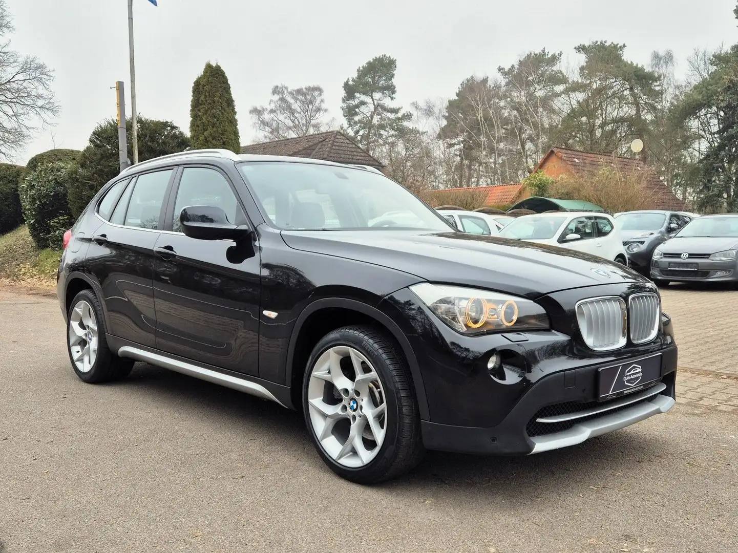BMW X1 xDrive 23 d |AHK|Panorama|SHG| Schwarz - 1