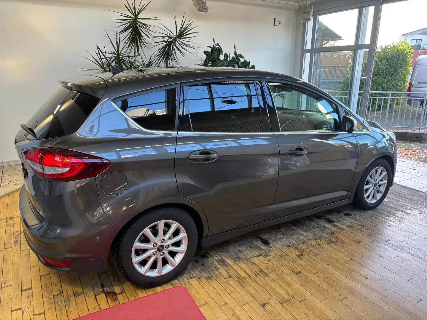 Ford C-Max 1,0 EcoBoost 92kW Titanium "Kamera+Navi" Grau - 2