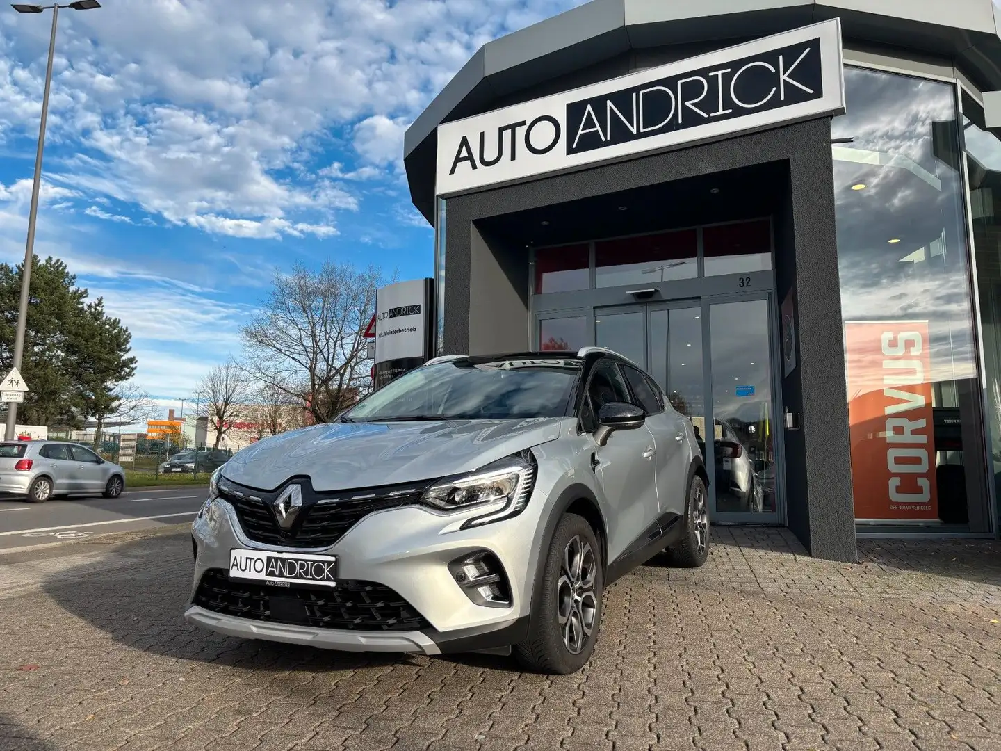Renault Captur II Edition One SHZ NAVI PDC KAMERA 1-HAND Silber - 1