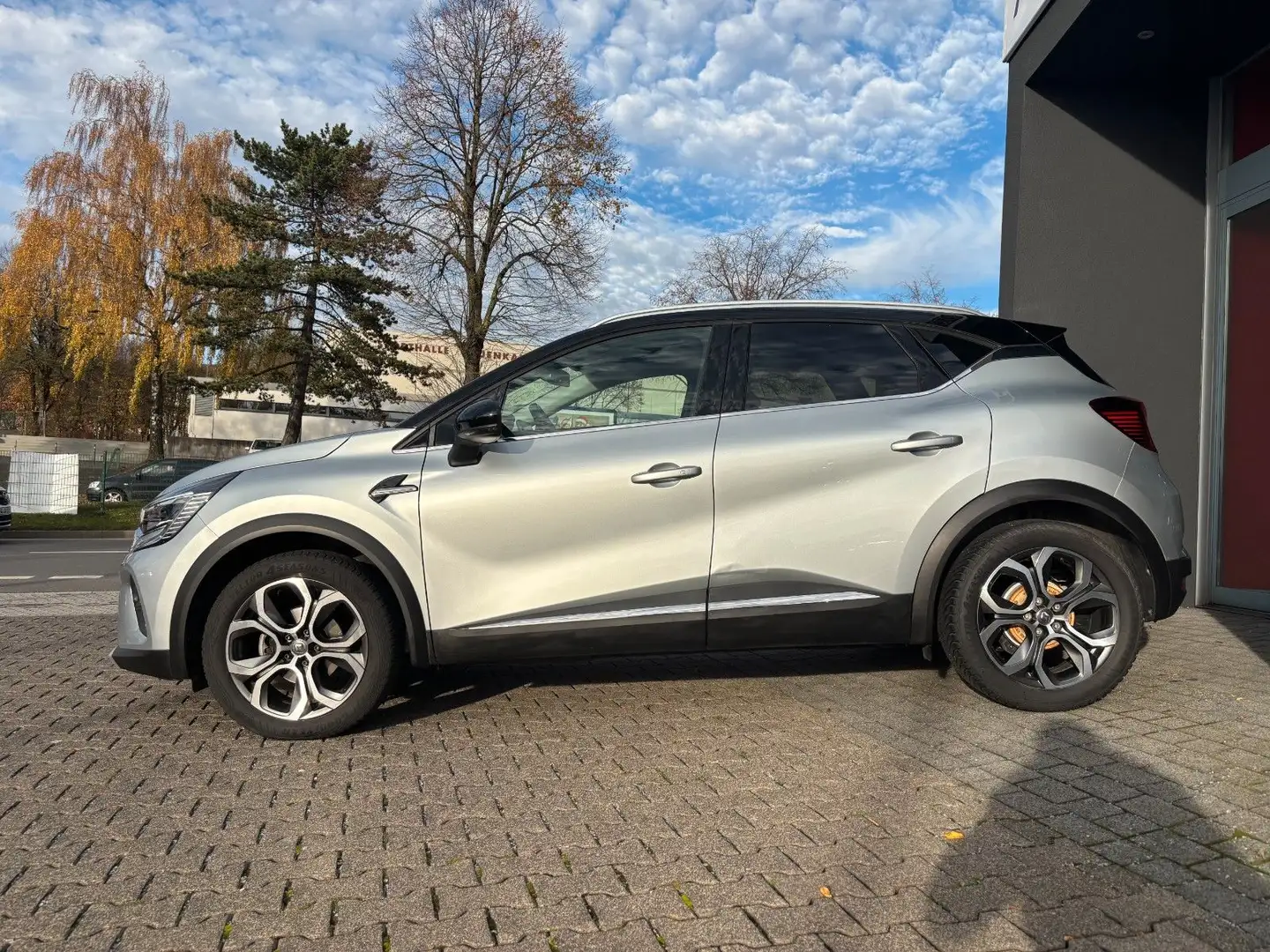 Renault Captur II Edition One SHZ NAVI PDC KAMERA 1-HAND Silber - 2
