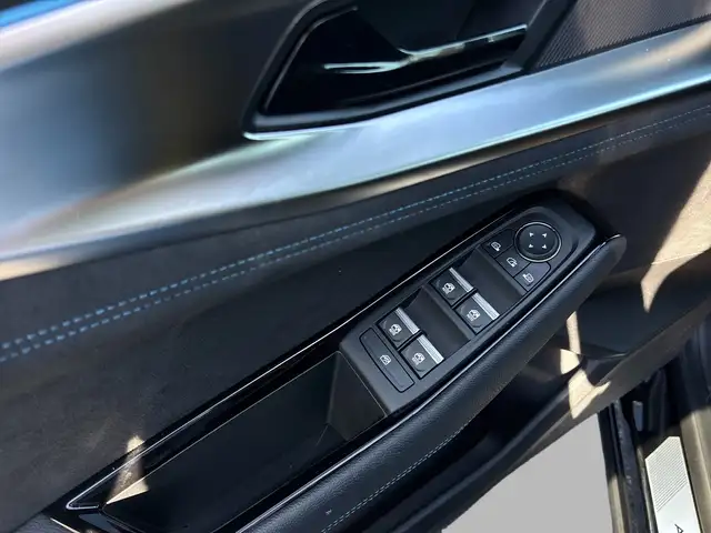 Renault Austral view 13