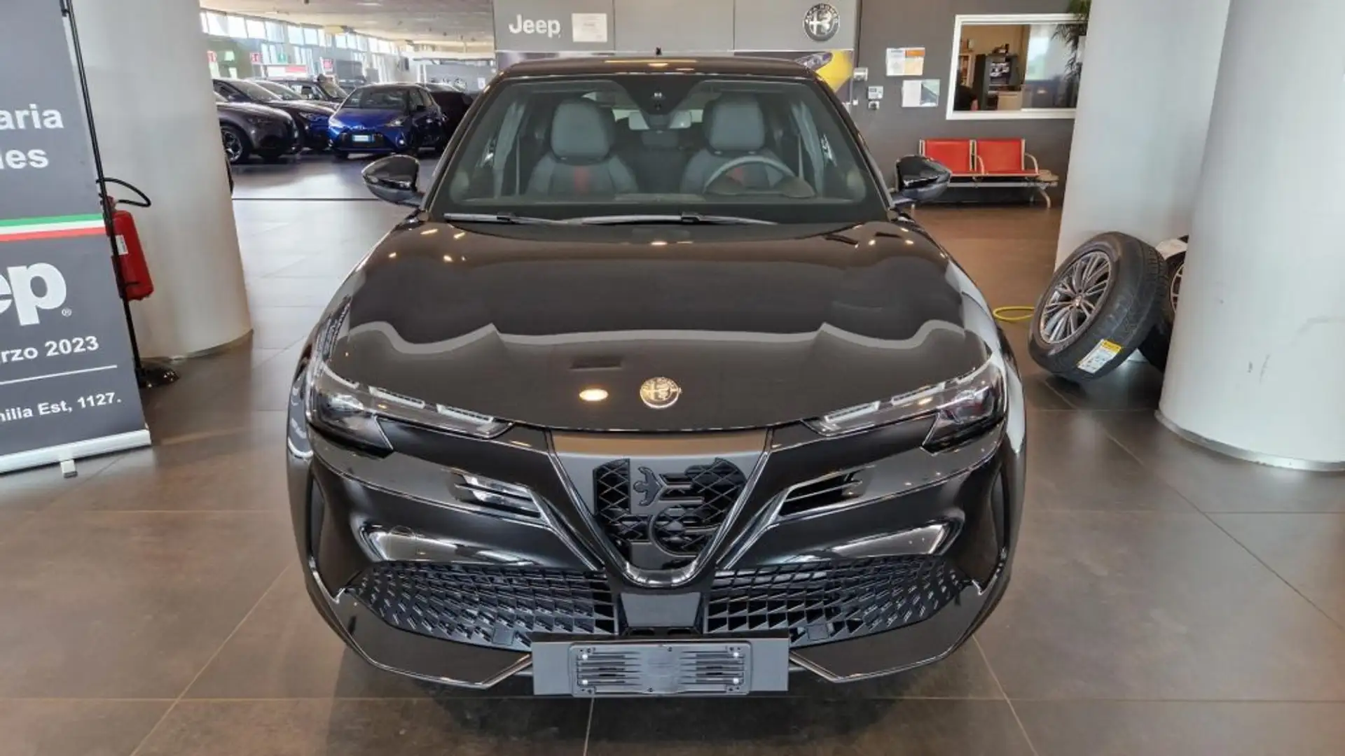 Alfa Romeo Junior 1.2 136 CV Hybrid eDCT6 Speciale  TETTO APRIBILE Nero - 1