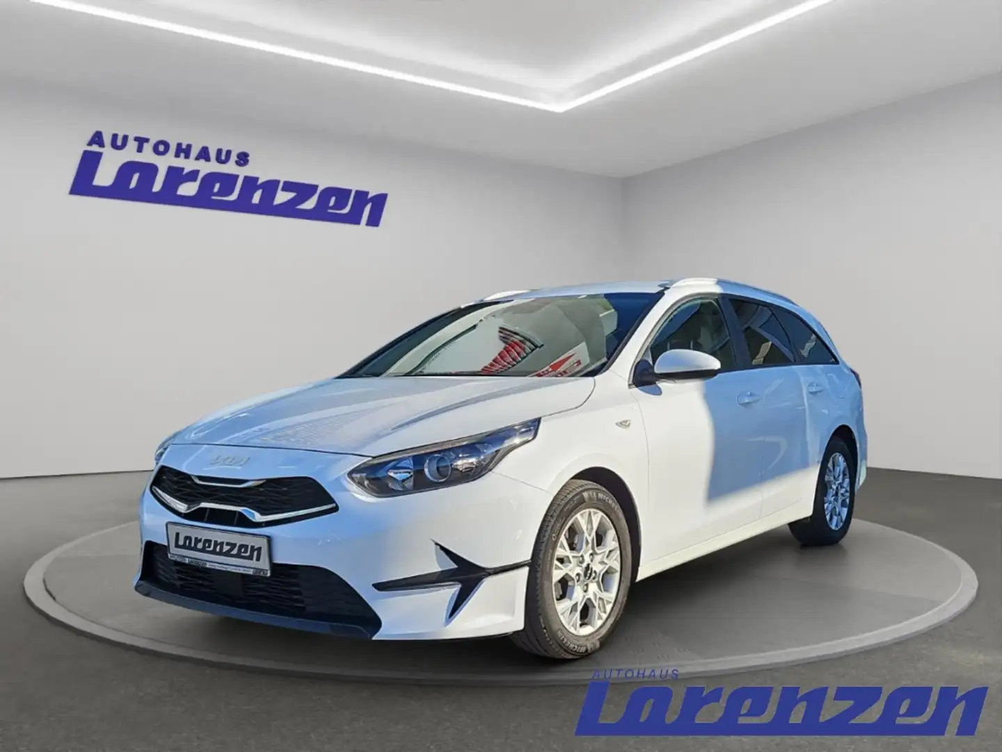 Kia Ceed SW / cee'd SW T-GDI 1.0 Sportswagon+SHZ+R/Camera+Lenkrad bhz+App Weiß - 1