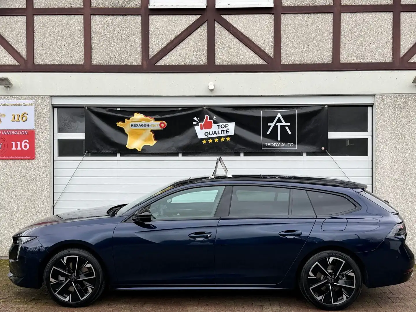 Peugeot 508 SW Plug-In Hybrid 225 NAPPA,Pano,AHK,Focal Bleu - 2