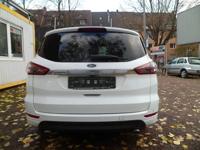 Ford S-Max view 5