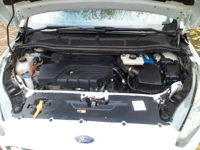 Ford S-Max view 15