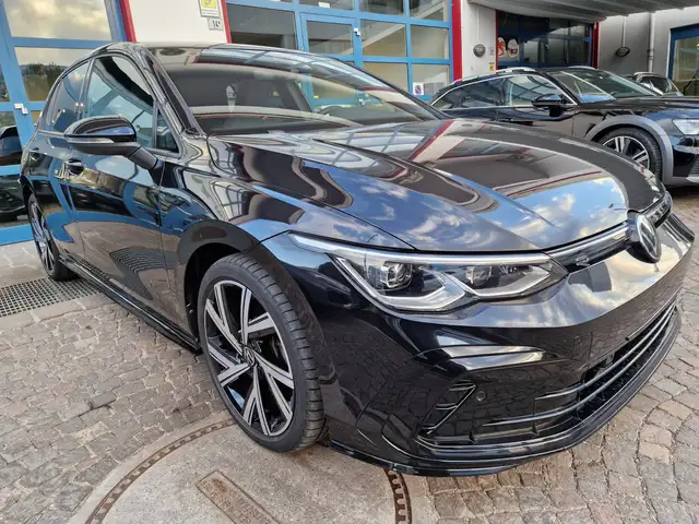 Volkswagen Golf view 2