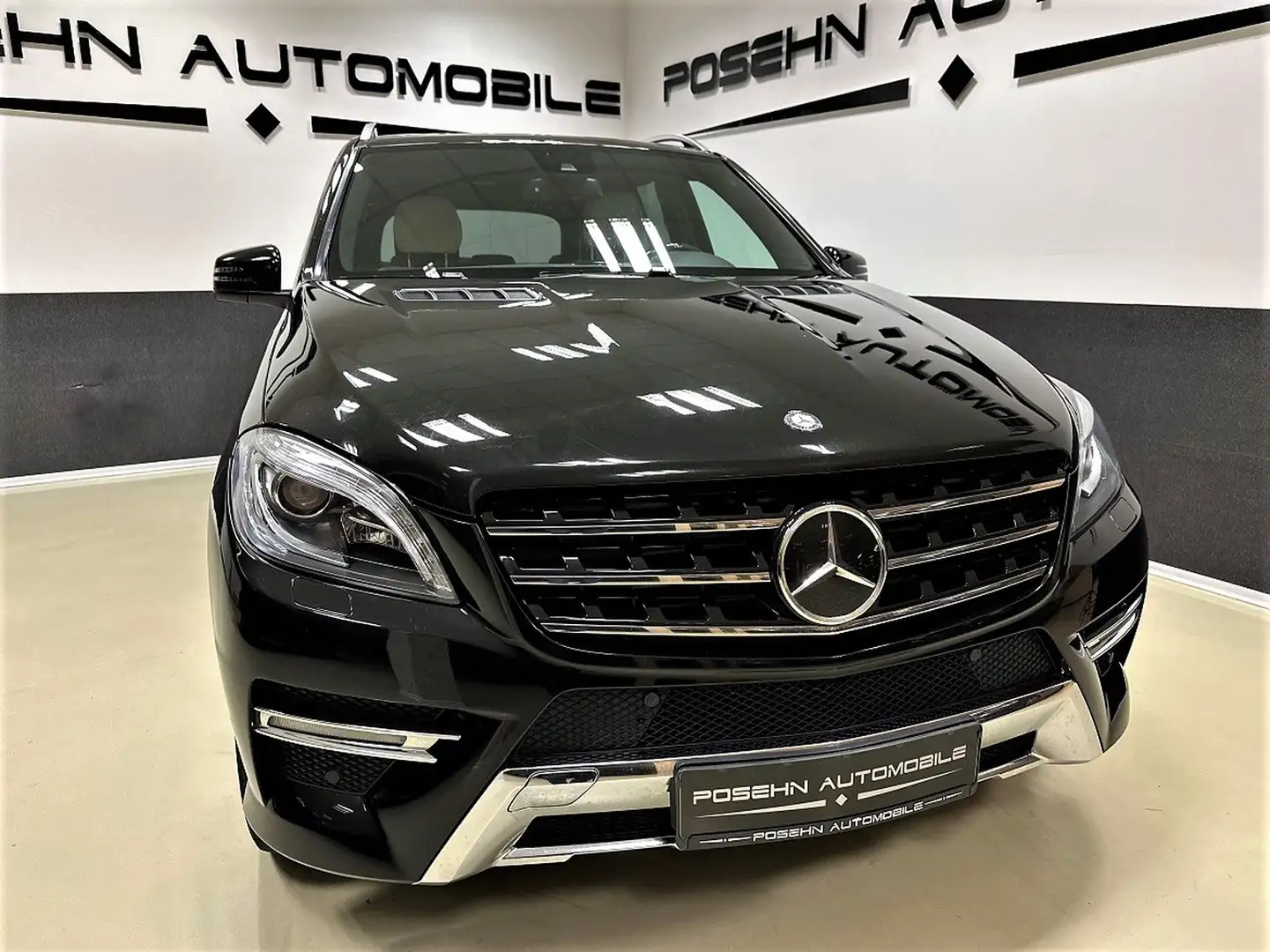 Mercedes-Benz ML 350 CDI AMG Edition-1 TV-Enter. ACC AHK Airmatic Schwarz - 2