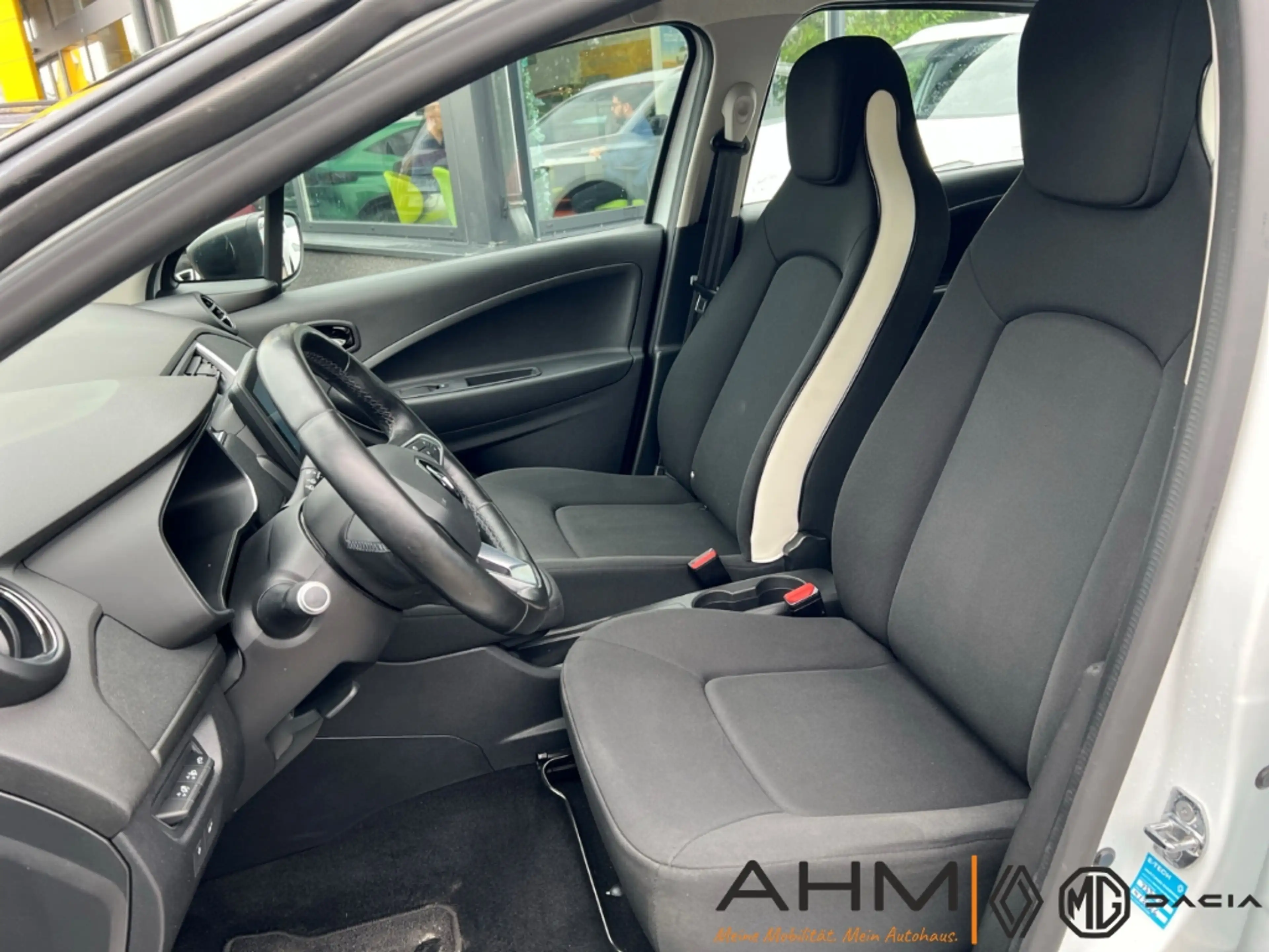 Renault ZOE Life ZE50 R110 CCS *KAUFAKKU* — photo 11
