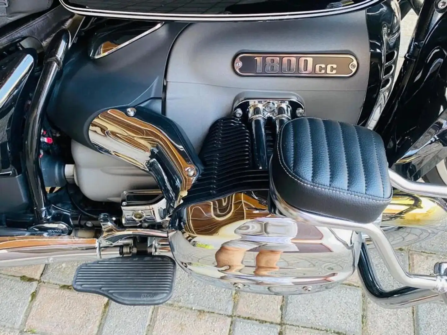BMW R 18 Transcontinental Black - 2