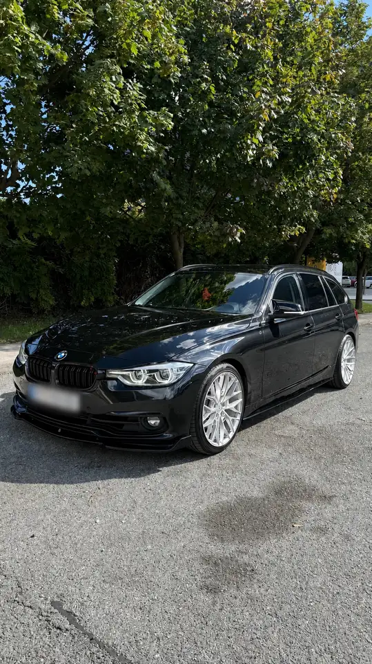 BMW 330