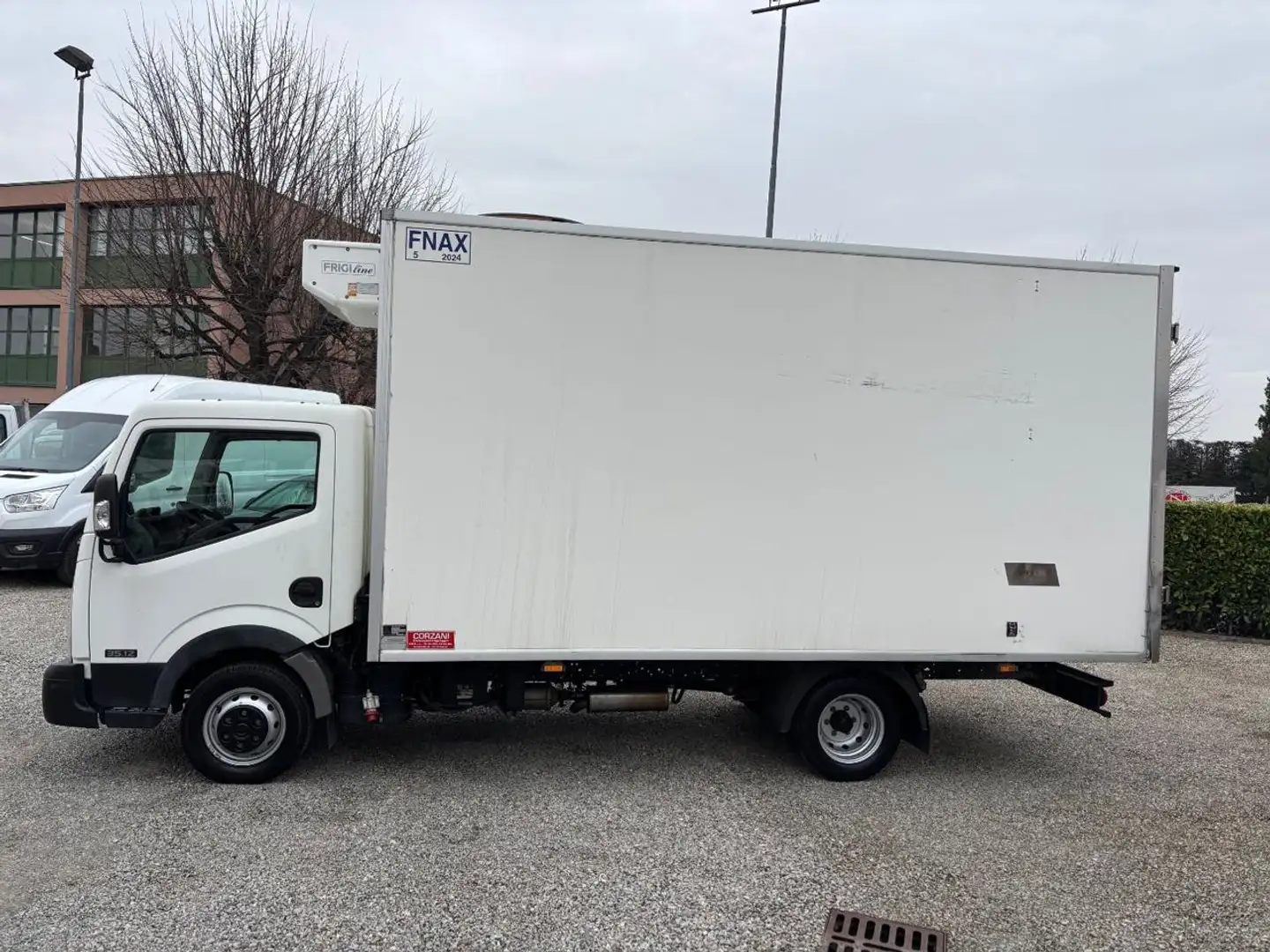 Nissan Cabstar 35.12 ISOTERMICO KM 13000 REALI Blanc - 2