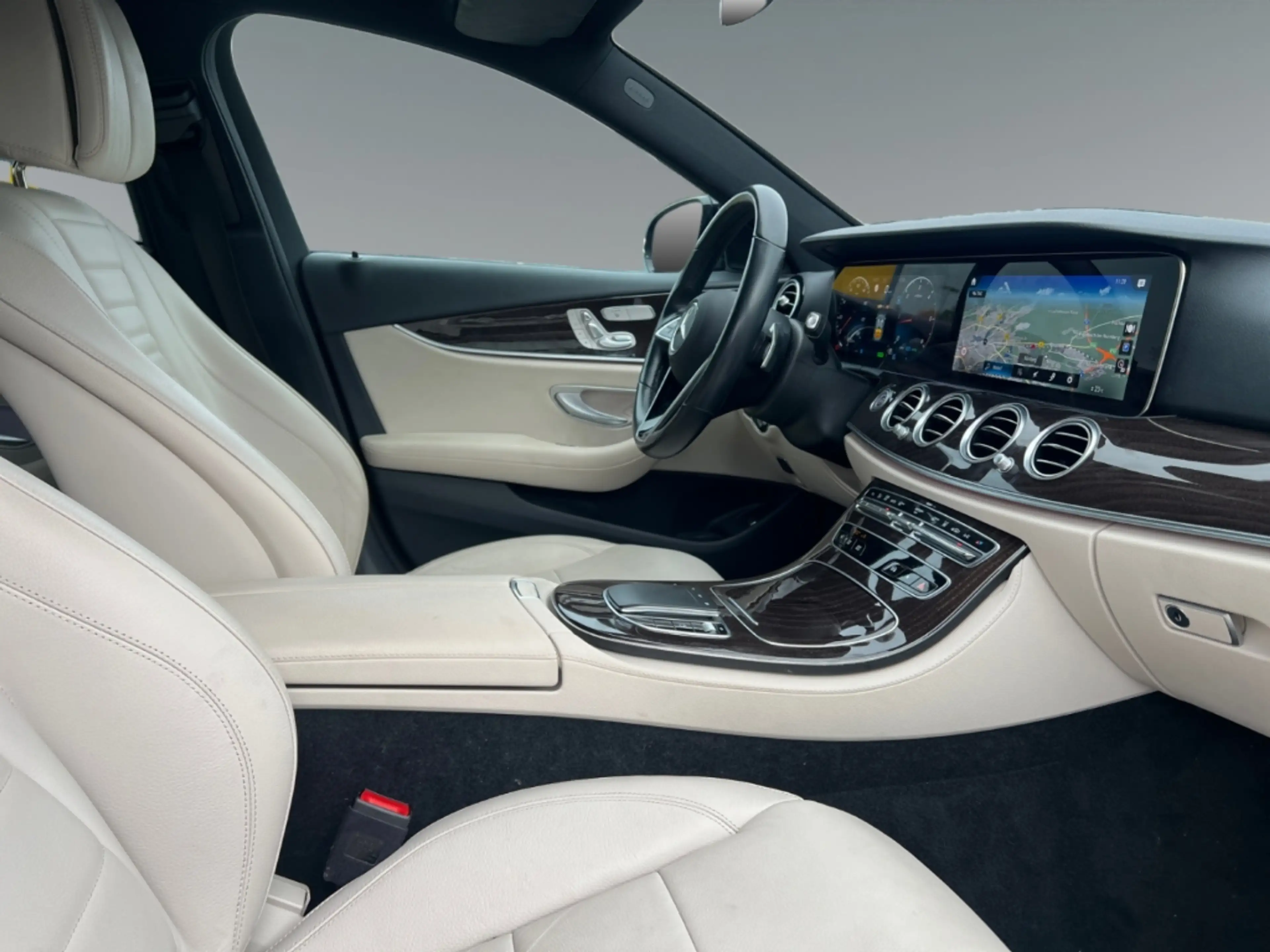Mercedes-Benz E 220 d Navi Leder Memory Sitze Massagesitze LED ACC El. — photo 7