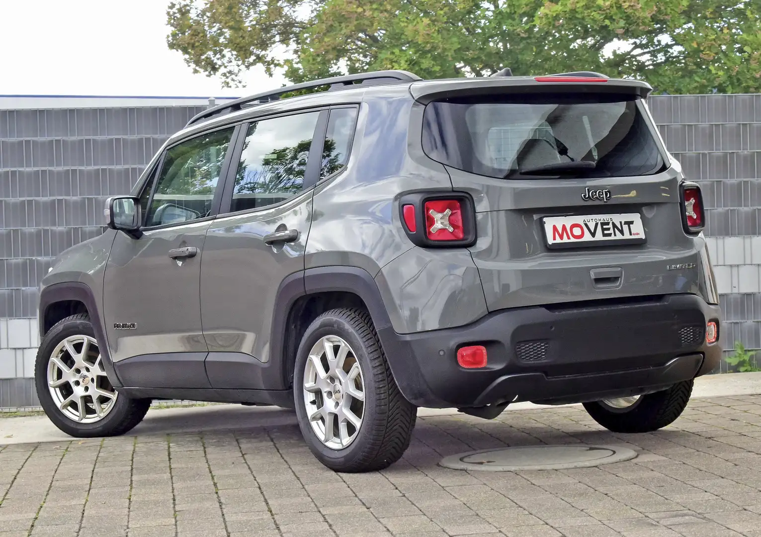Jeep Renegade 1.6 MultiJet Longitude*Navi*ACC*PDC*SH Grau - 2