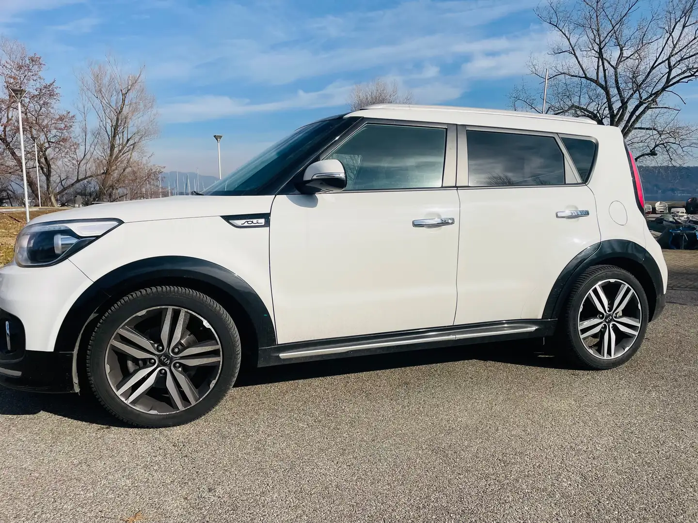 Kia Soul Soul 1.6 crdi 16v Your Soul 128cv auto Bianco - 2