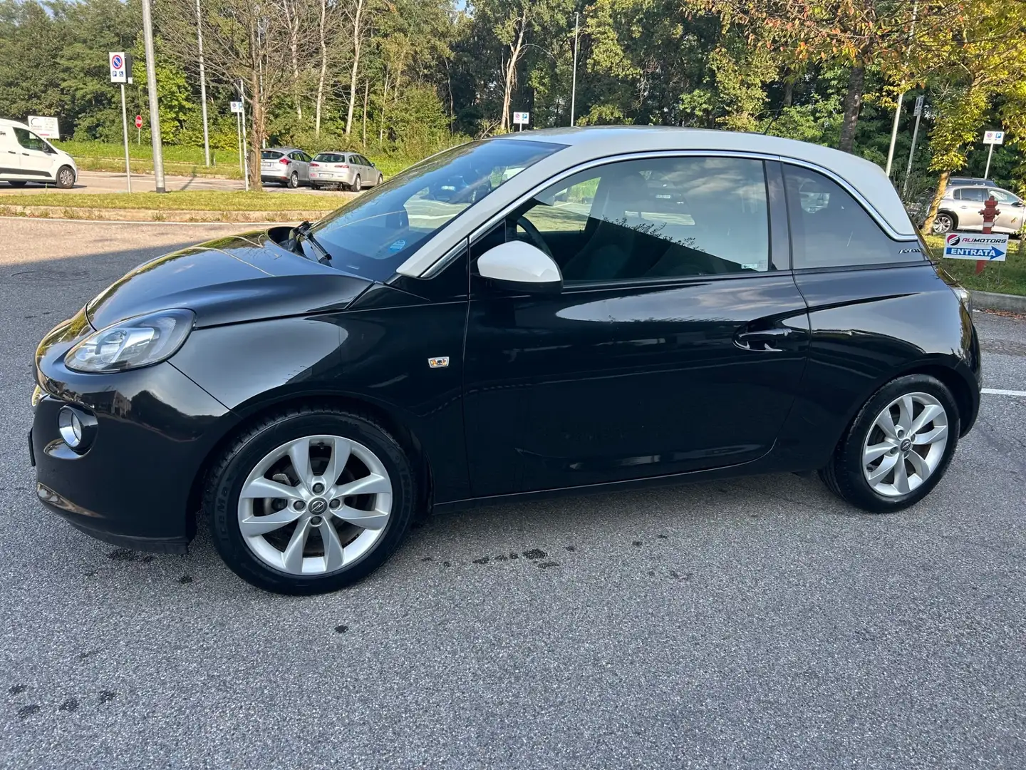 Opel Adam Adam Rocks 1.2 70 CV Air* Neo patentati * Nero - 2