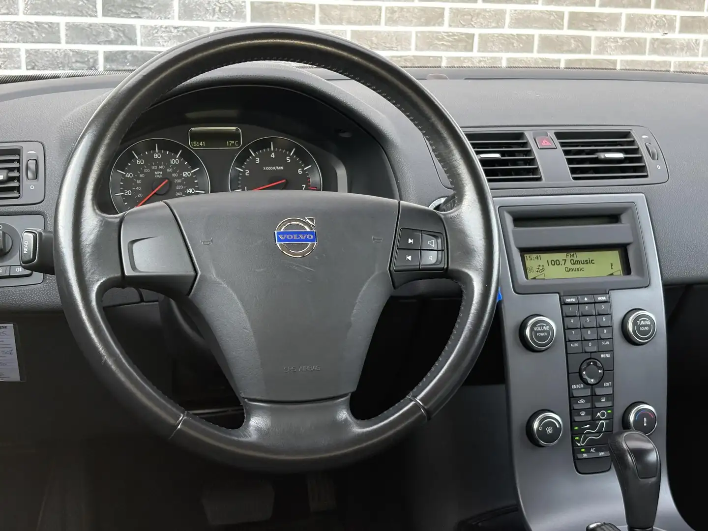 Volvo C30 2.5 T5 | 220pk | Automaat | Airconditioning | Park Zwart - 2