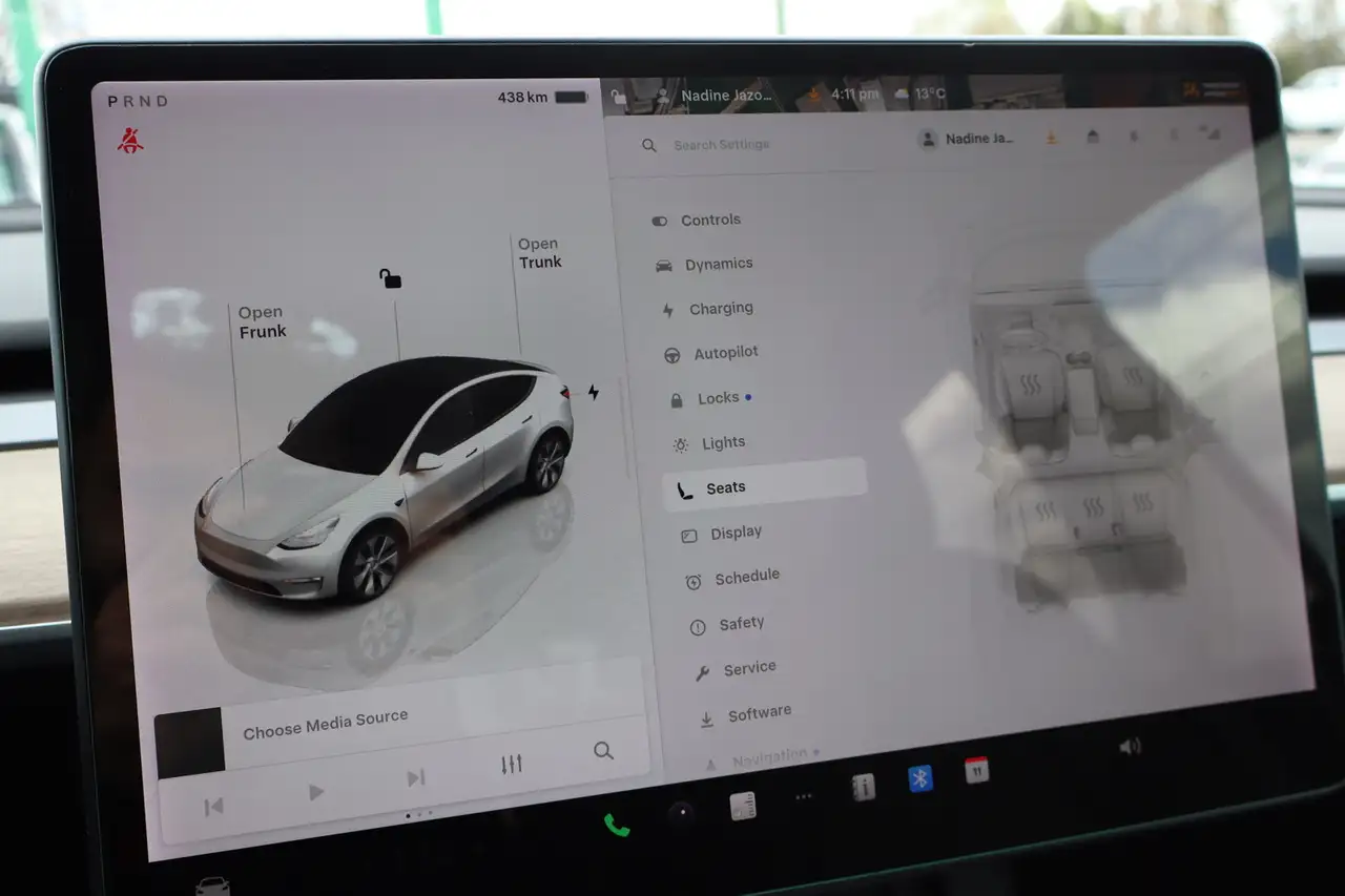Tesla Model Y снимка Tesla Model Y