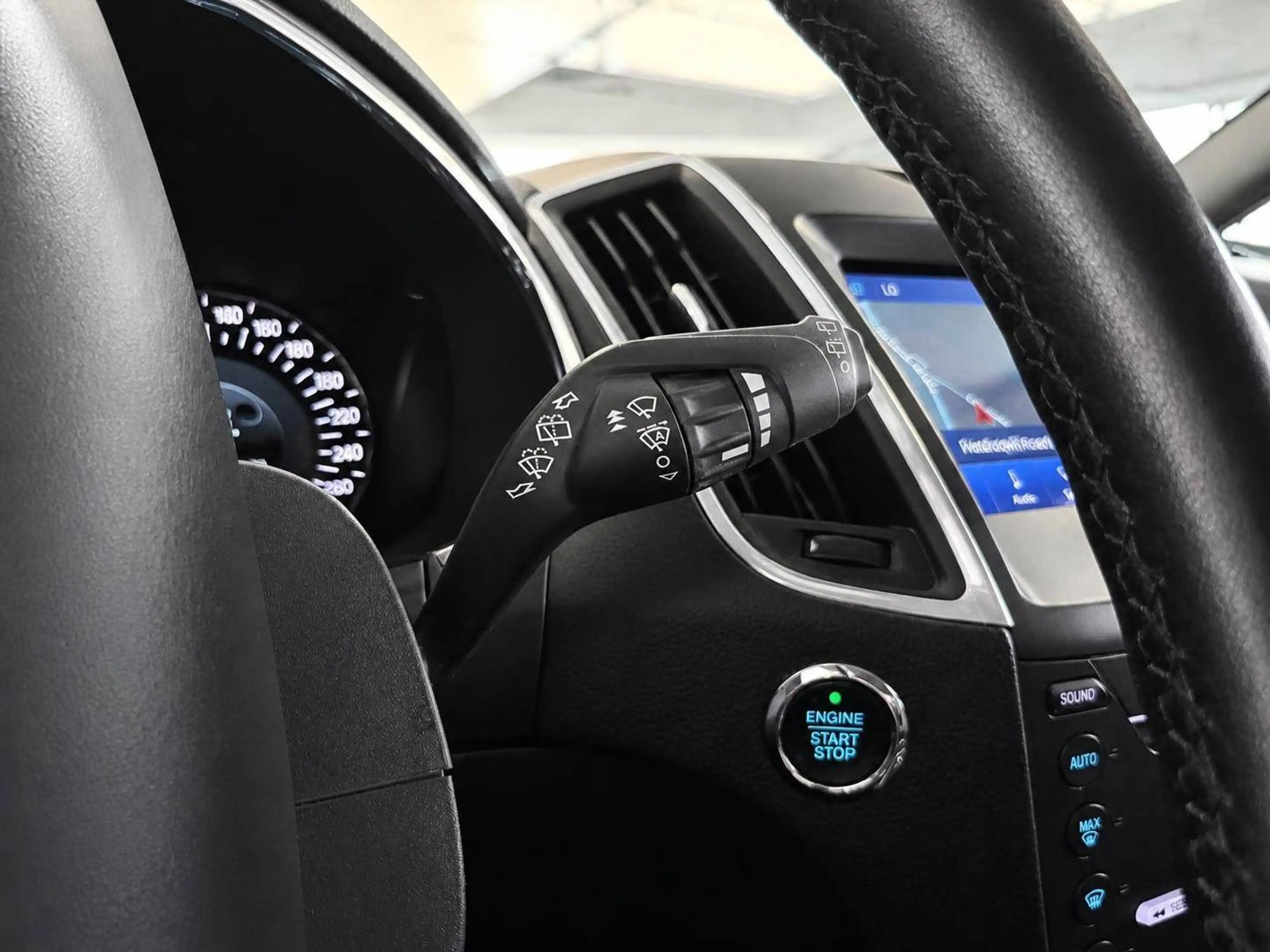 Ford Galaxy Titanium AWD — photo 15