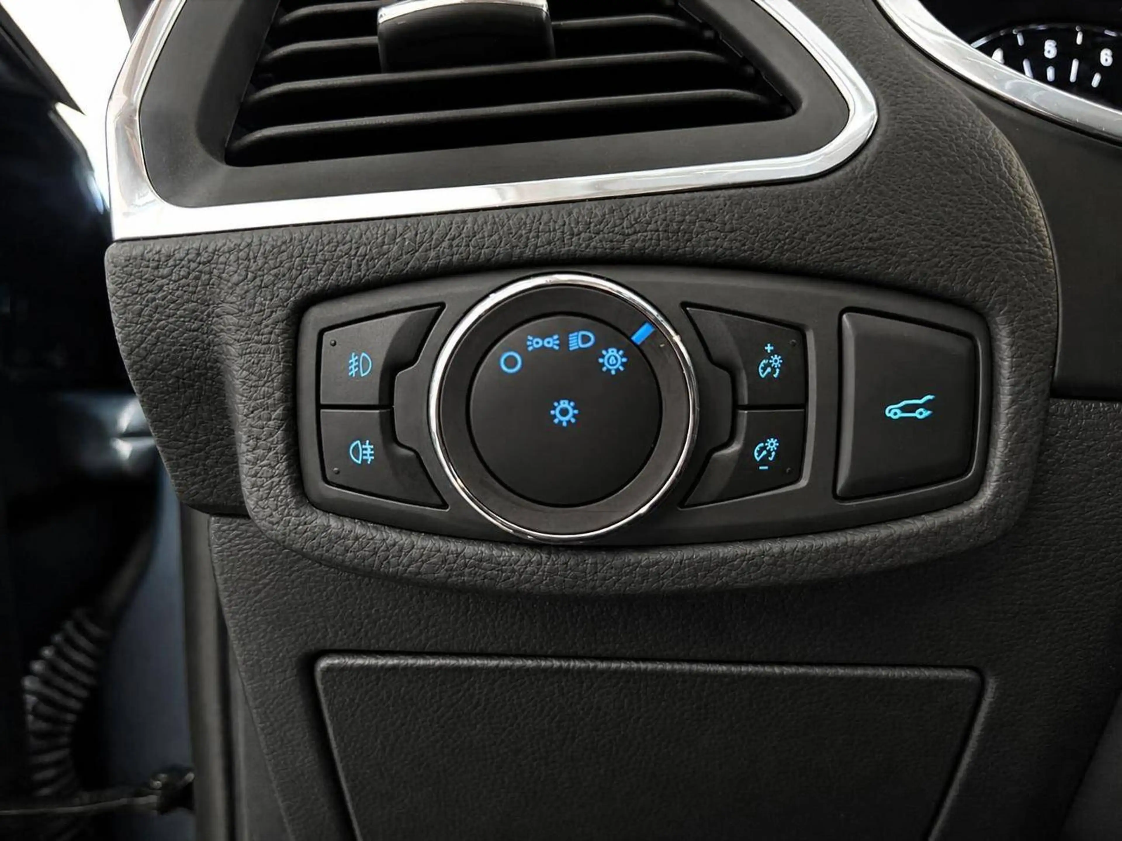 Ford Galaxy Titanium AWD — photo 13