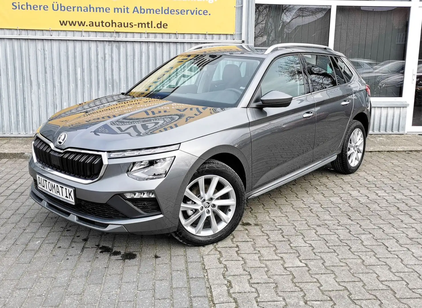 Skoda Kamiq 1.5 TSI DSG Selection ACC AHK APP 17 Zoll Grau - 1
