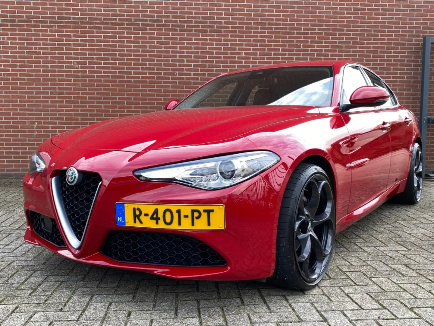 Alfa Romeo Giulia 2.0T SUPER NAV ADAPT-CRUISE CARPLAY DAB 20INCH LMV Rouge - 2