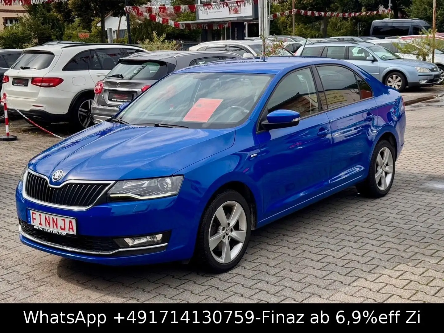 Skoda Rapid/Spaceback Clever-KLIMA-SHZG-PDC-TEMP-CARPLAY-AL Blau - 1