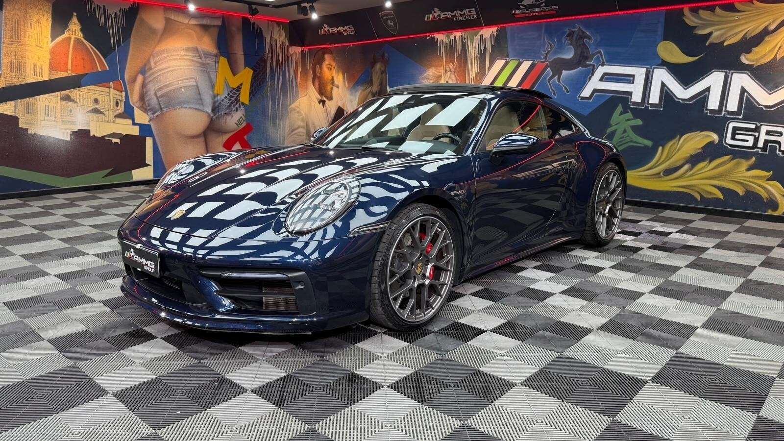 Porsche 911