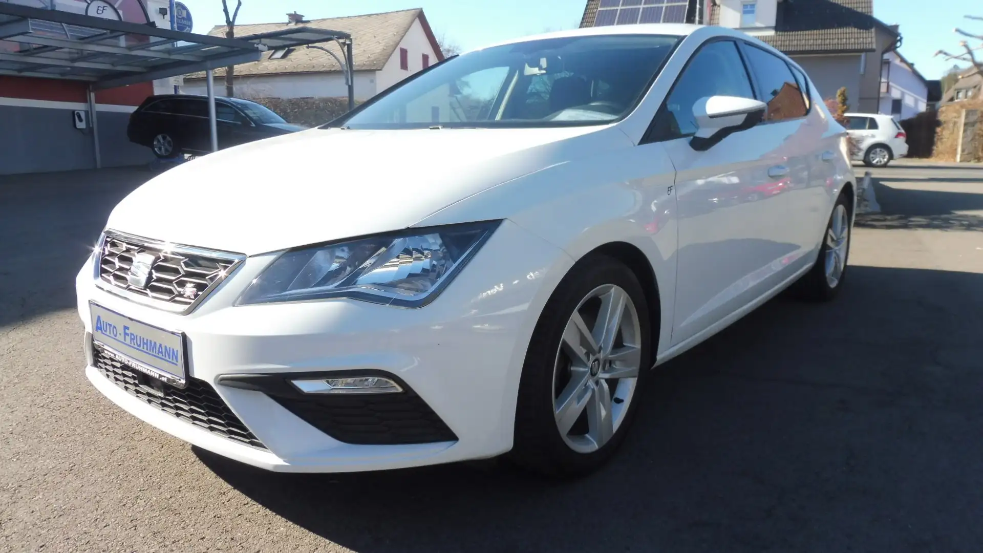 SEAT Leon FR 1,5 TSI Start-Stopp Blanc - 1