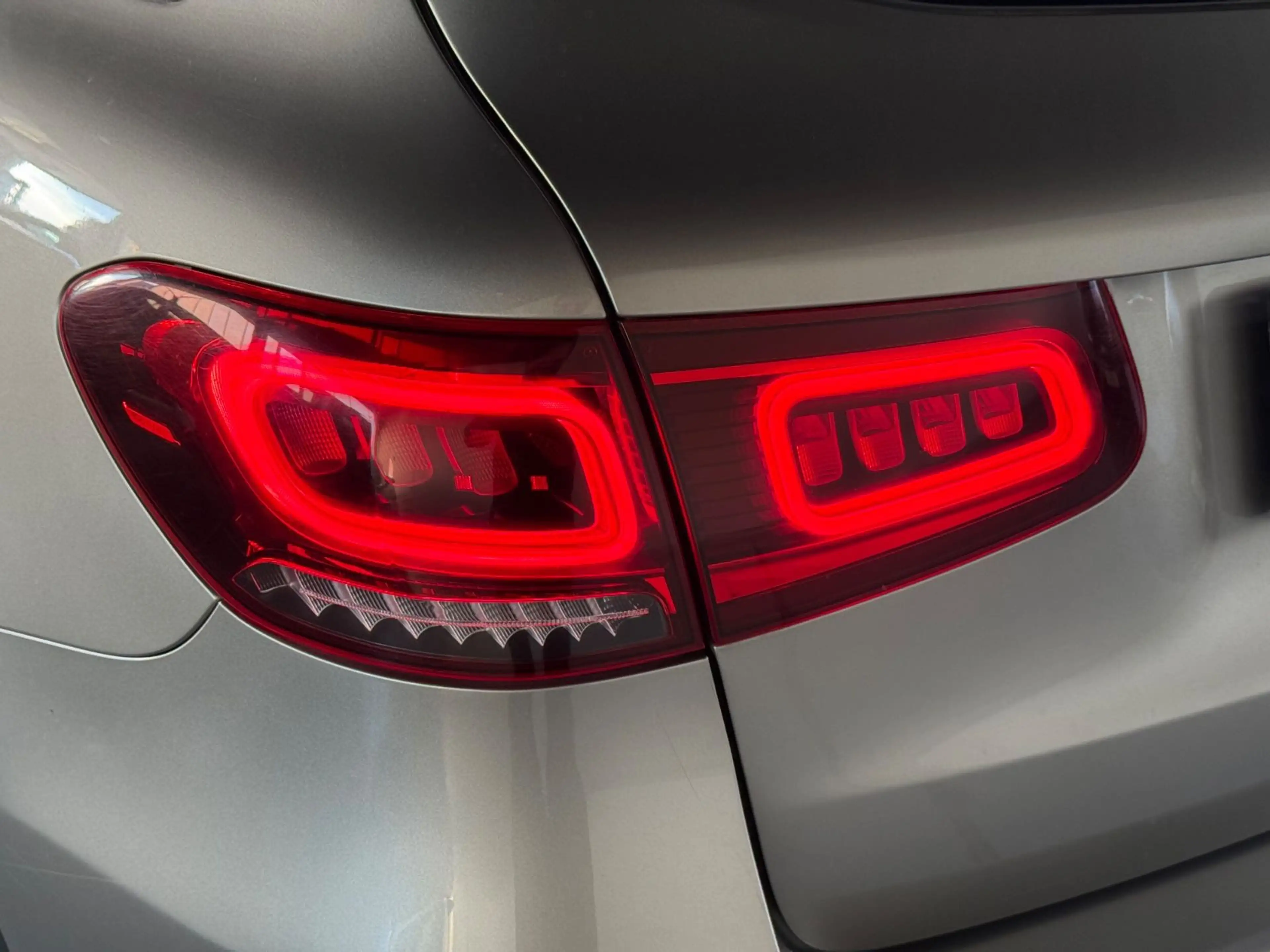 Mercedes-Benz GLC 220 d 4Matic Business Night AHK LED — photo 7