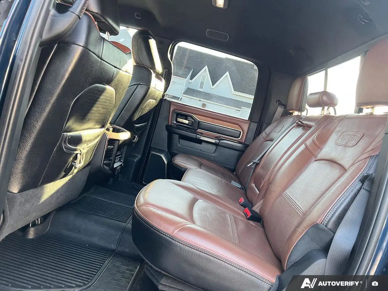 RAM 3500 снимка RAM 3500