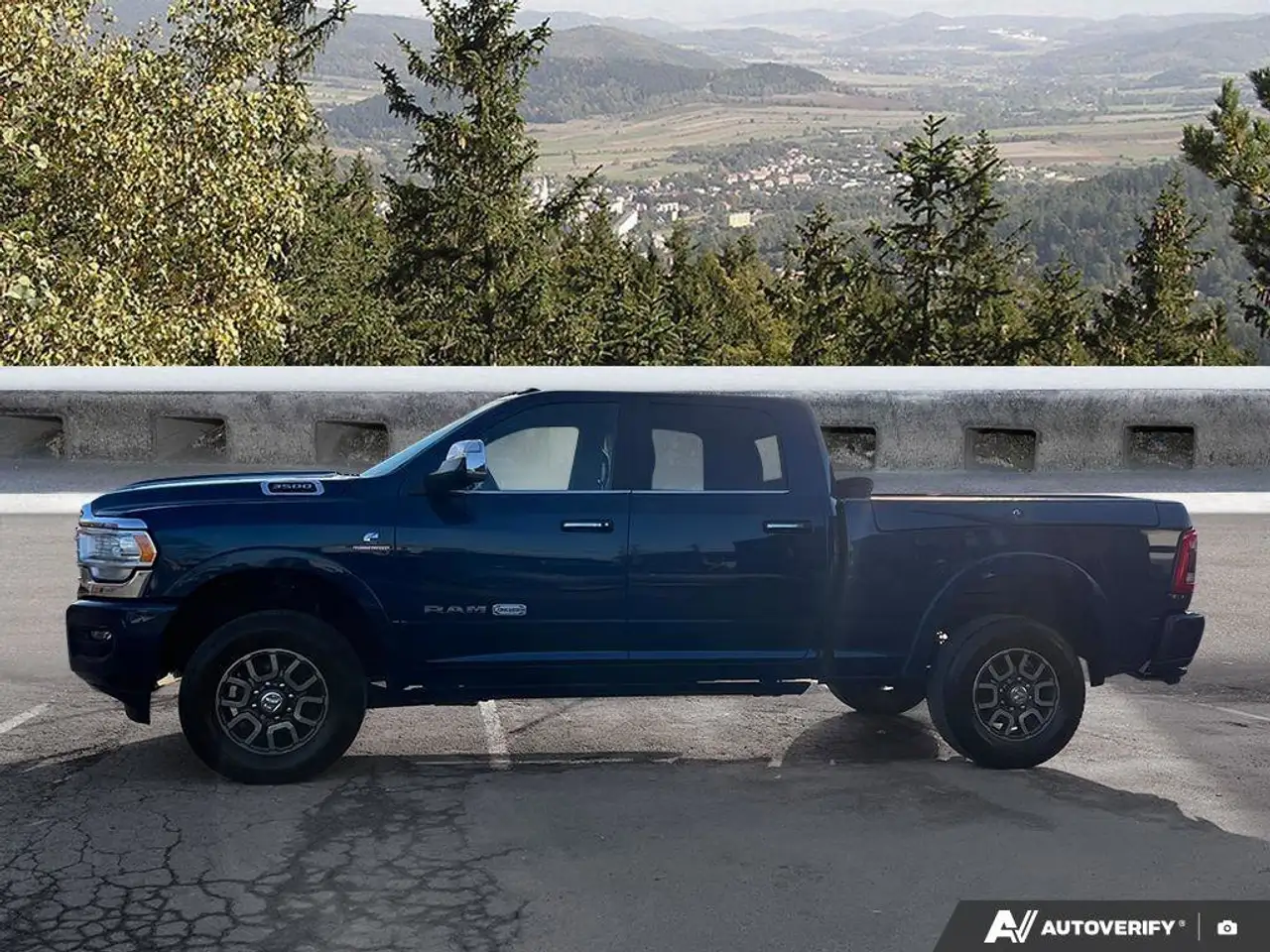 RAM 3500 снимка RAM 3500