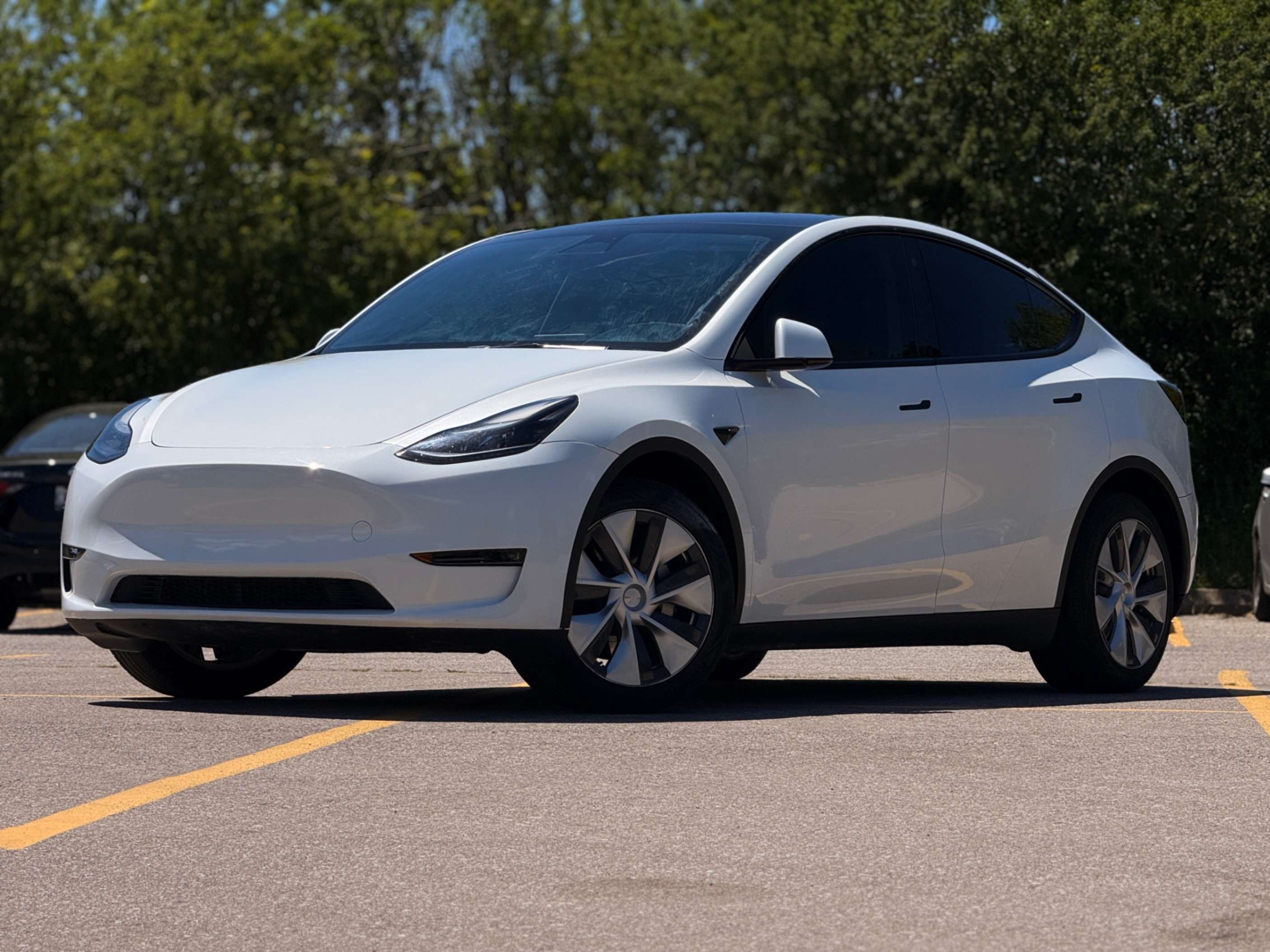 2023 Tesla Model Y Dual Motor Long Range AWD