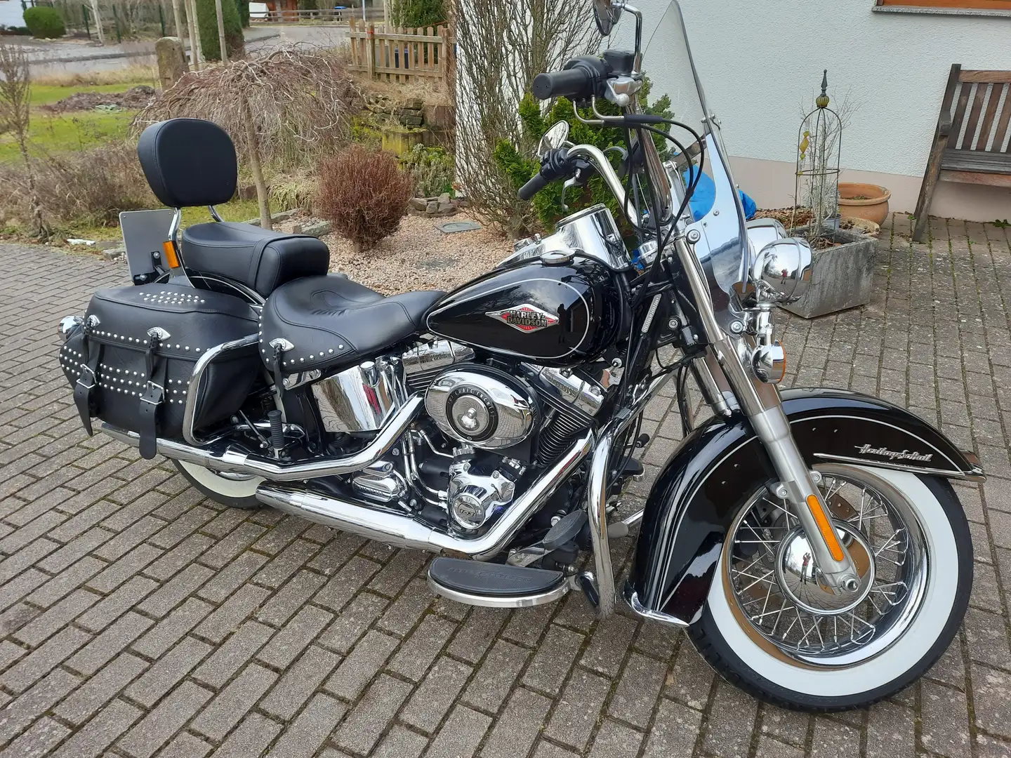 Harley-Davidson Heritage Softail FLSTC 103 Negro - 1