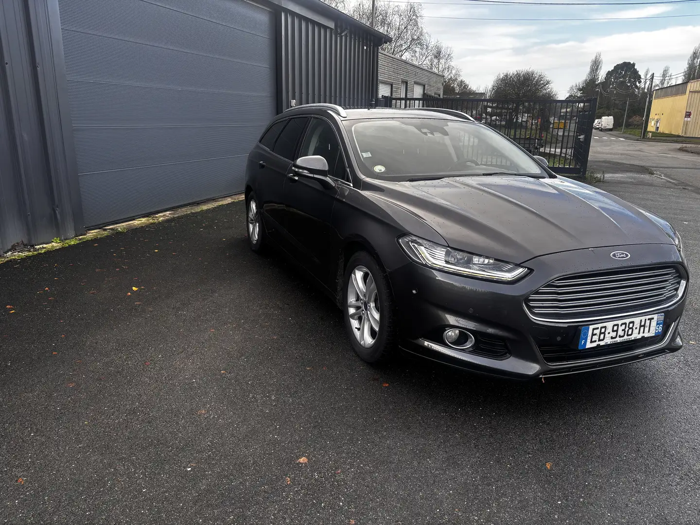 Ford Mondeo SW 2.0 TDCi 150 Business Nav PowerShift A - 2