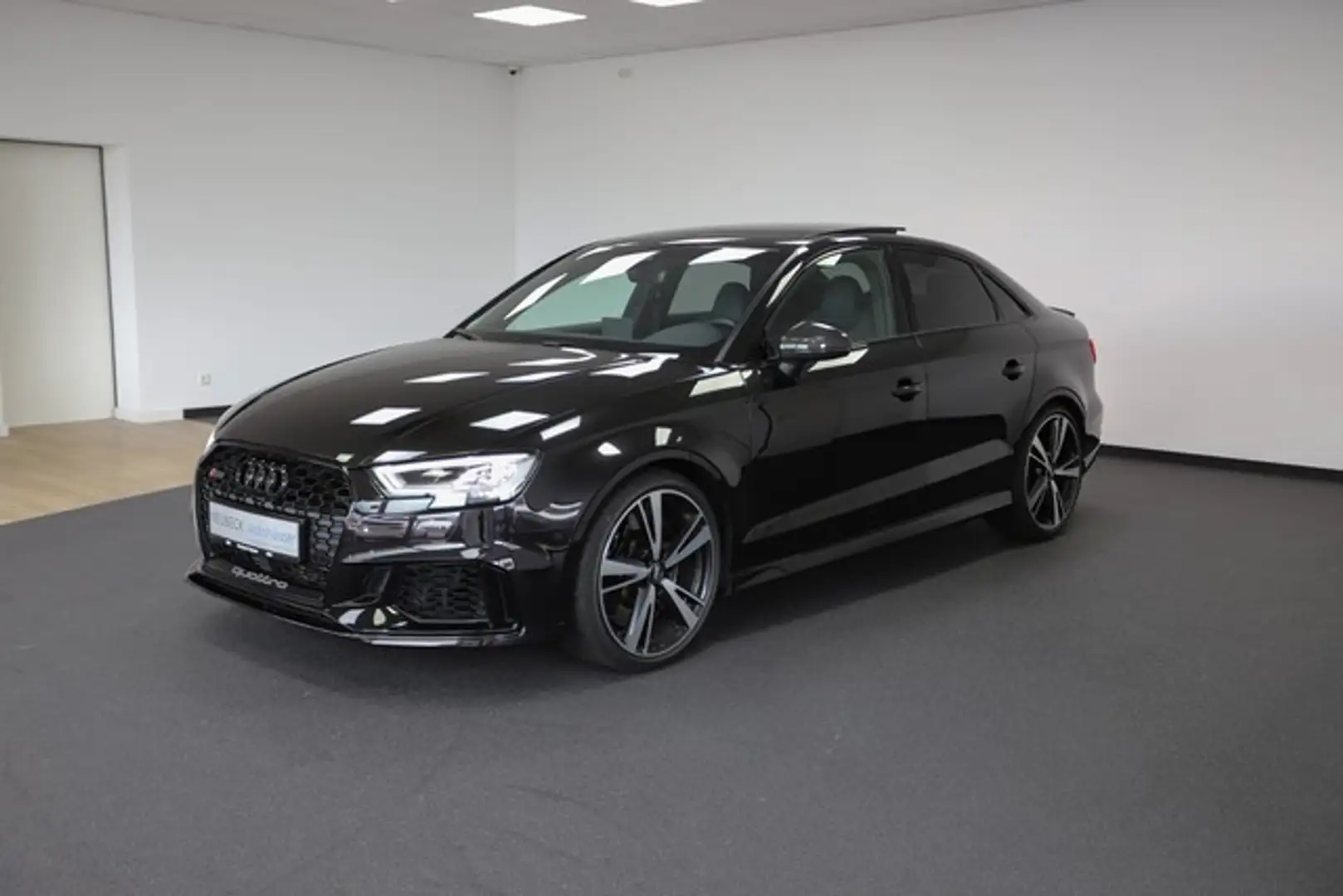 Audi RS3 RS 3 Lim 8V Ohne OPF 2.5 TFSI quattro Schwarz - 1
