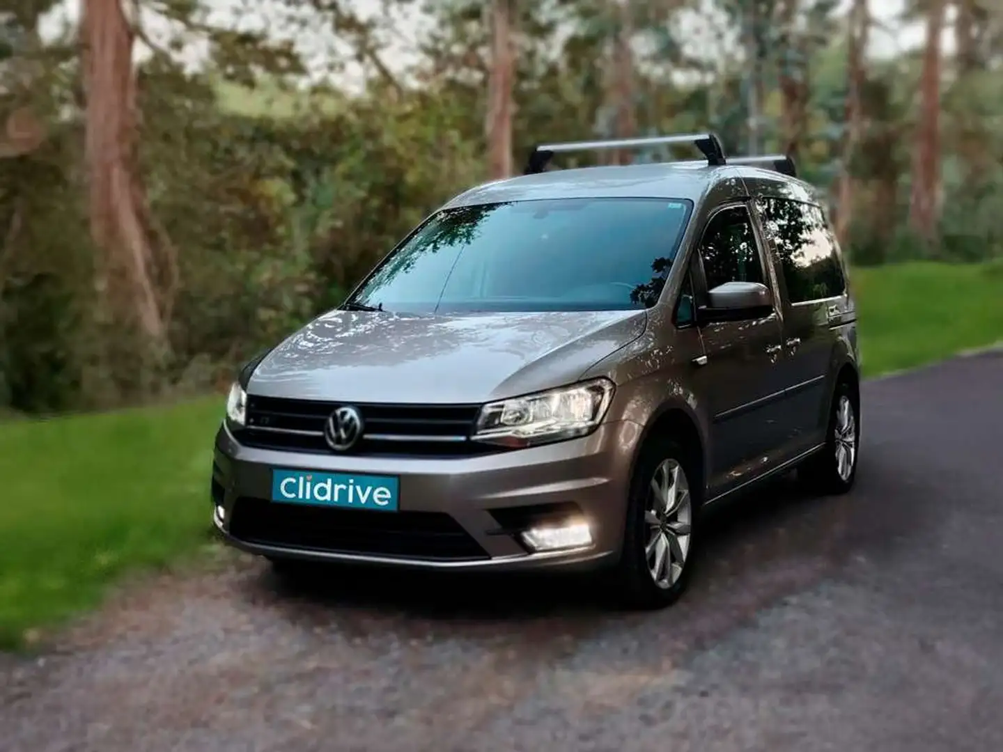 Volkswagen Caddy 1.6TDI BMT Trendline DSG 102 Gris - 2